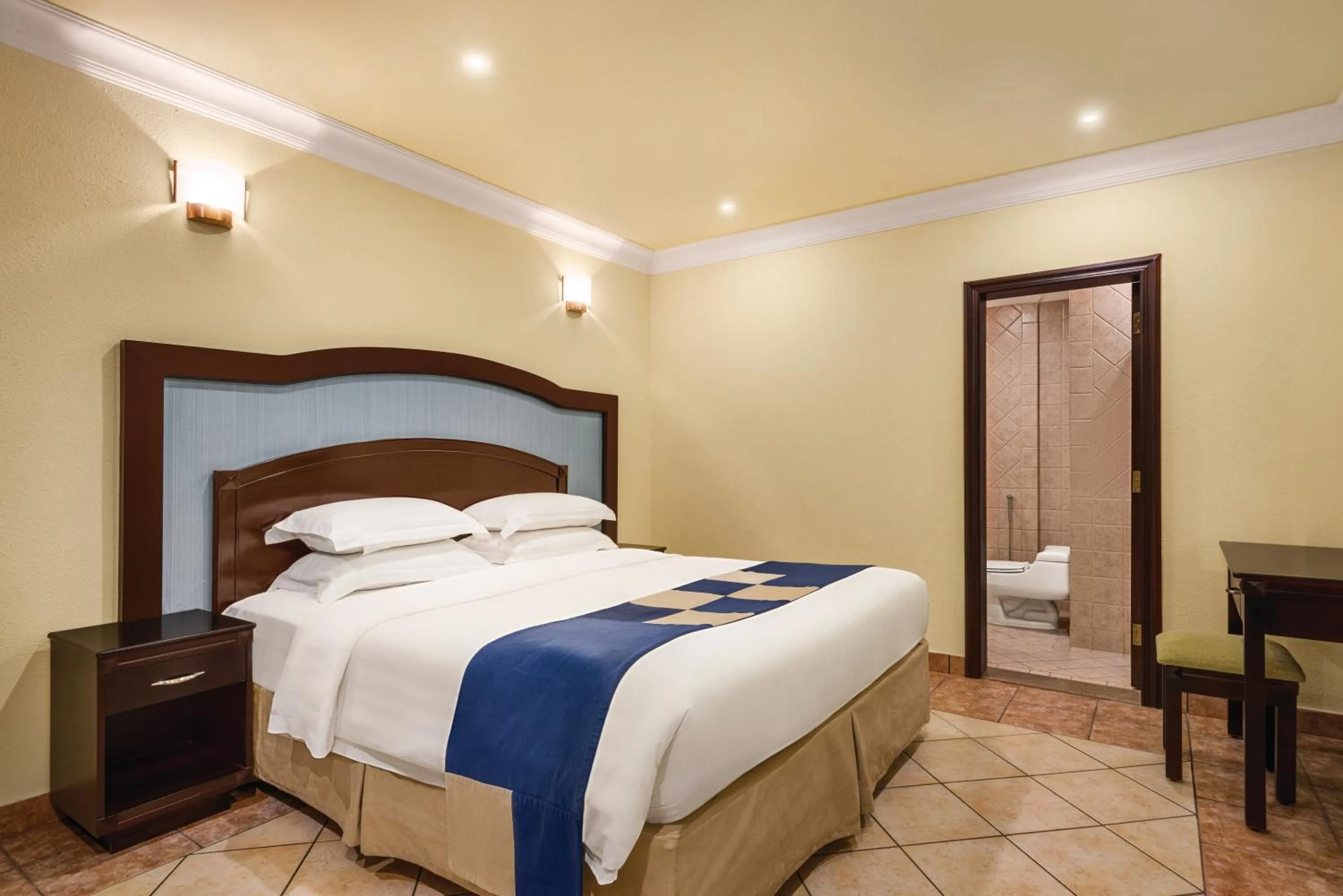 Duplex Room with One King Bed and One Twin Bed - Non-Smoking in Howard Johnson Dammam Hotel