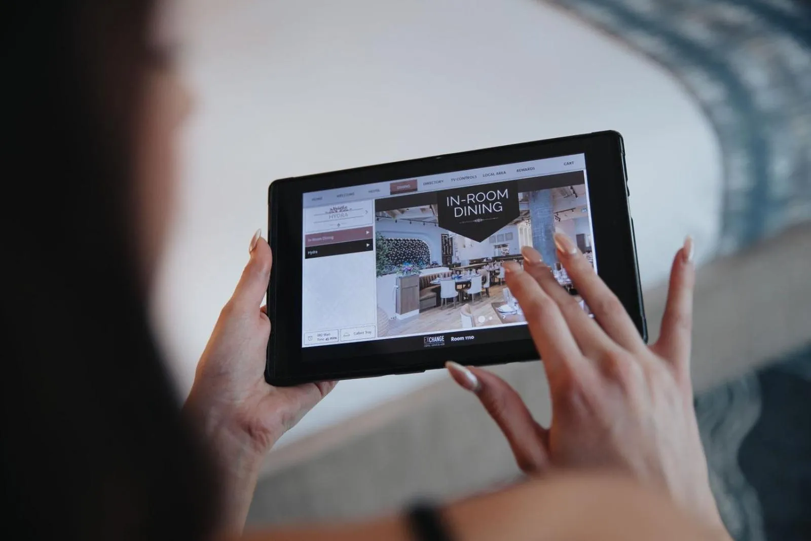 Boutique Queen Studio - Accommodates up to 2 people in EXchange Hotel Vancouver