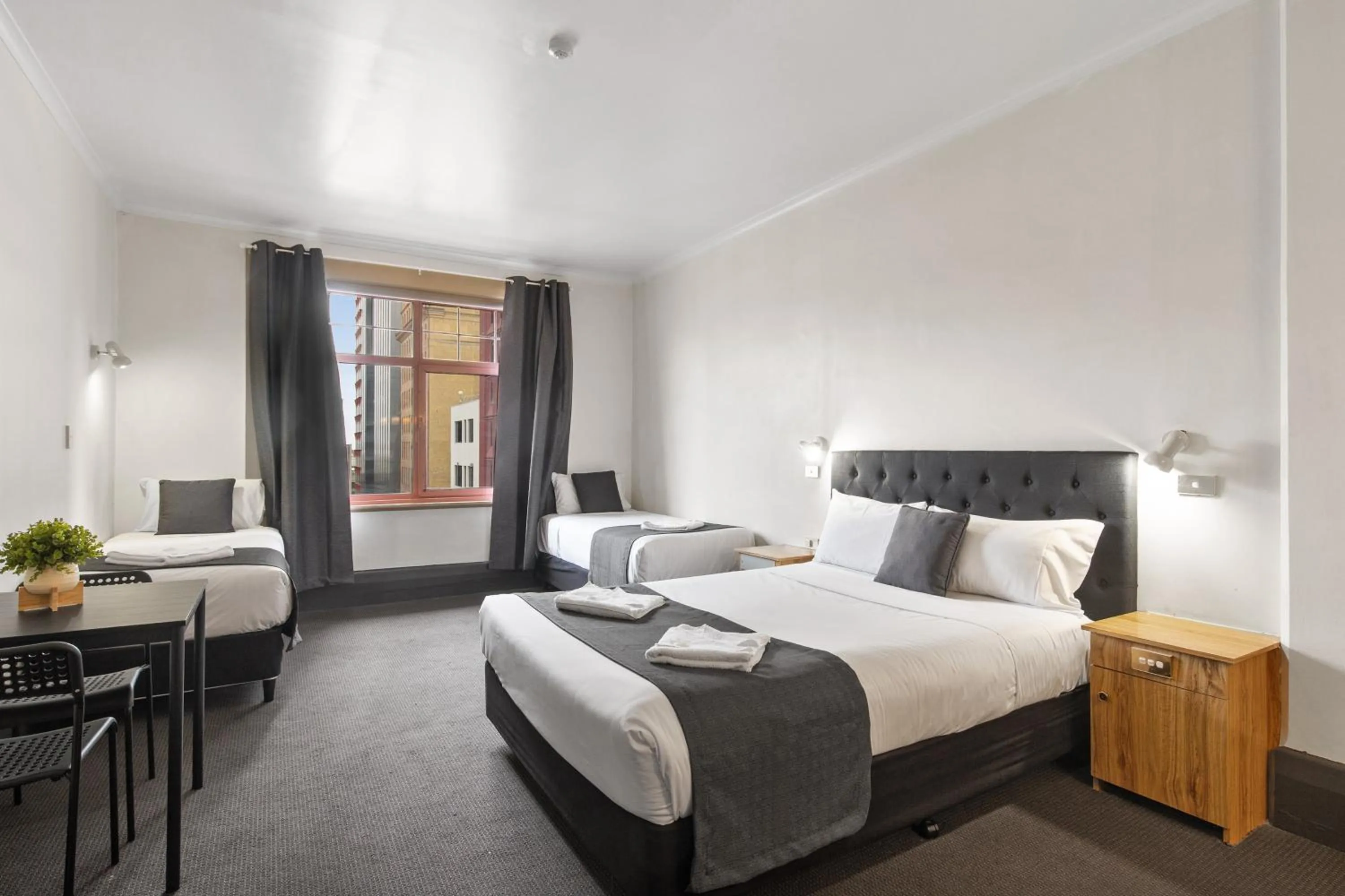 Deluxe Family Room in Adelaide Paringa