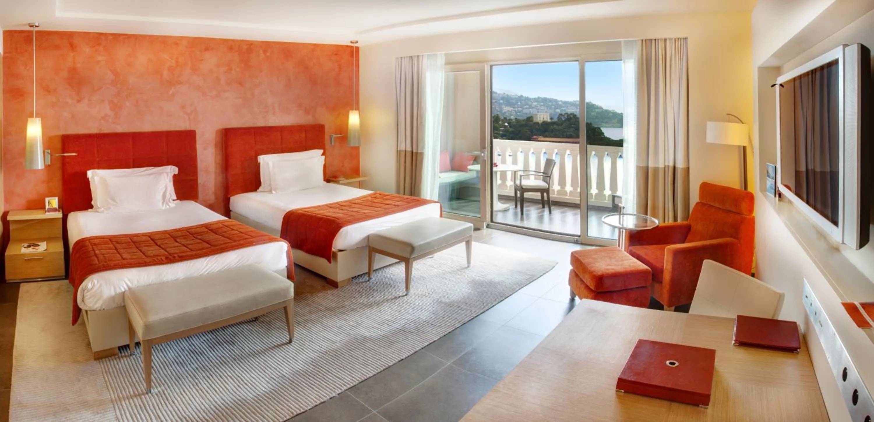 Exclusive Twin Room with Sea View in Monte-Carlo Bay Hotel & Resort