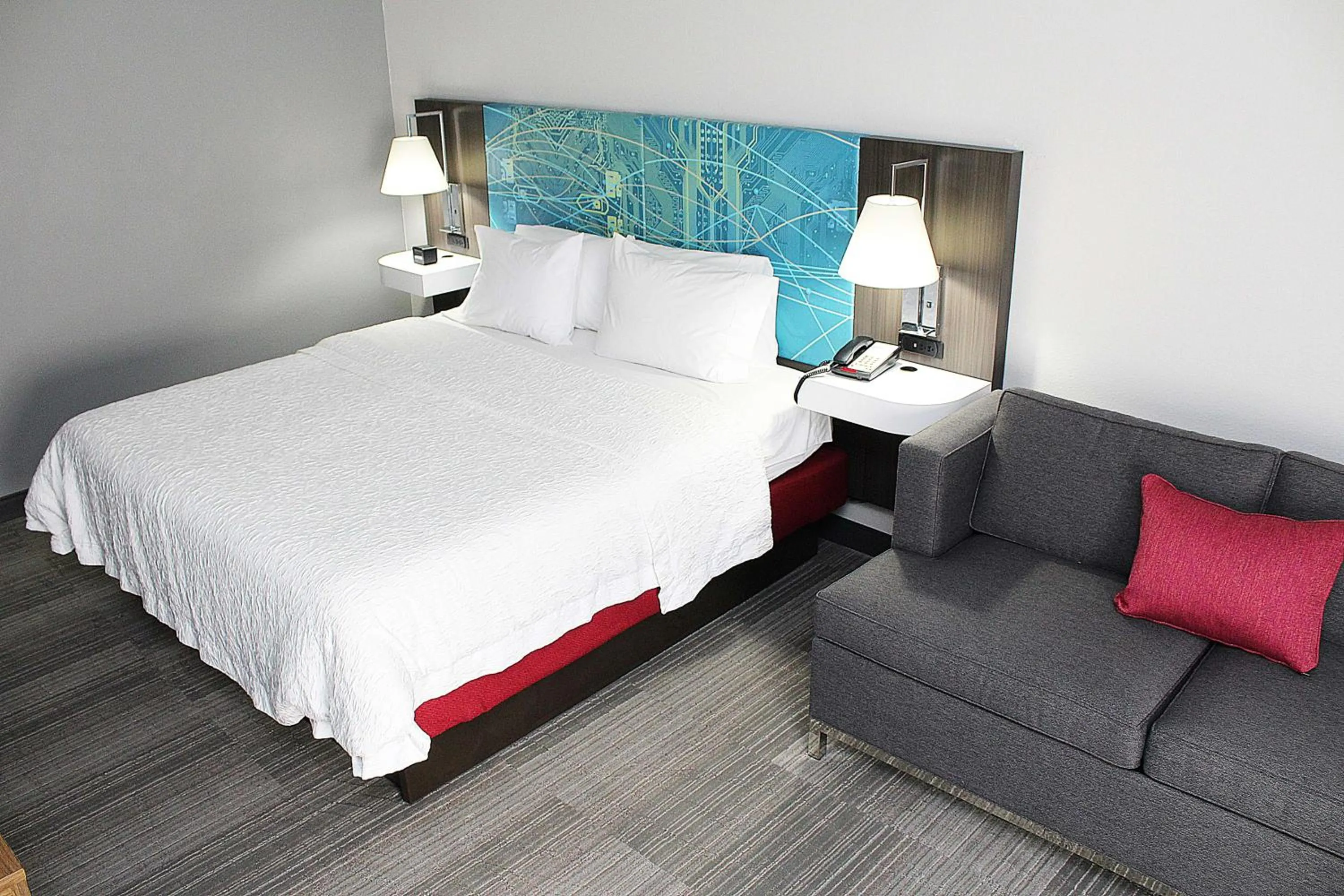 King Room with Sofa Bed and Study - Non-Smoking in Hampton Inn Richmond KY