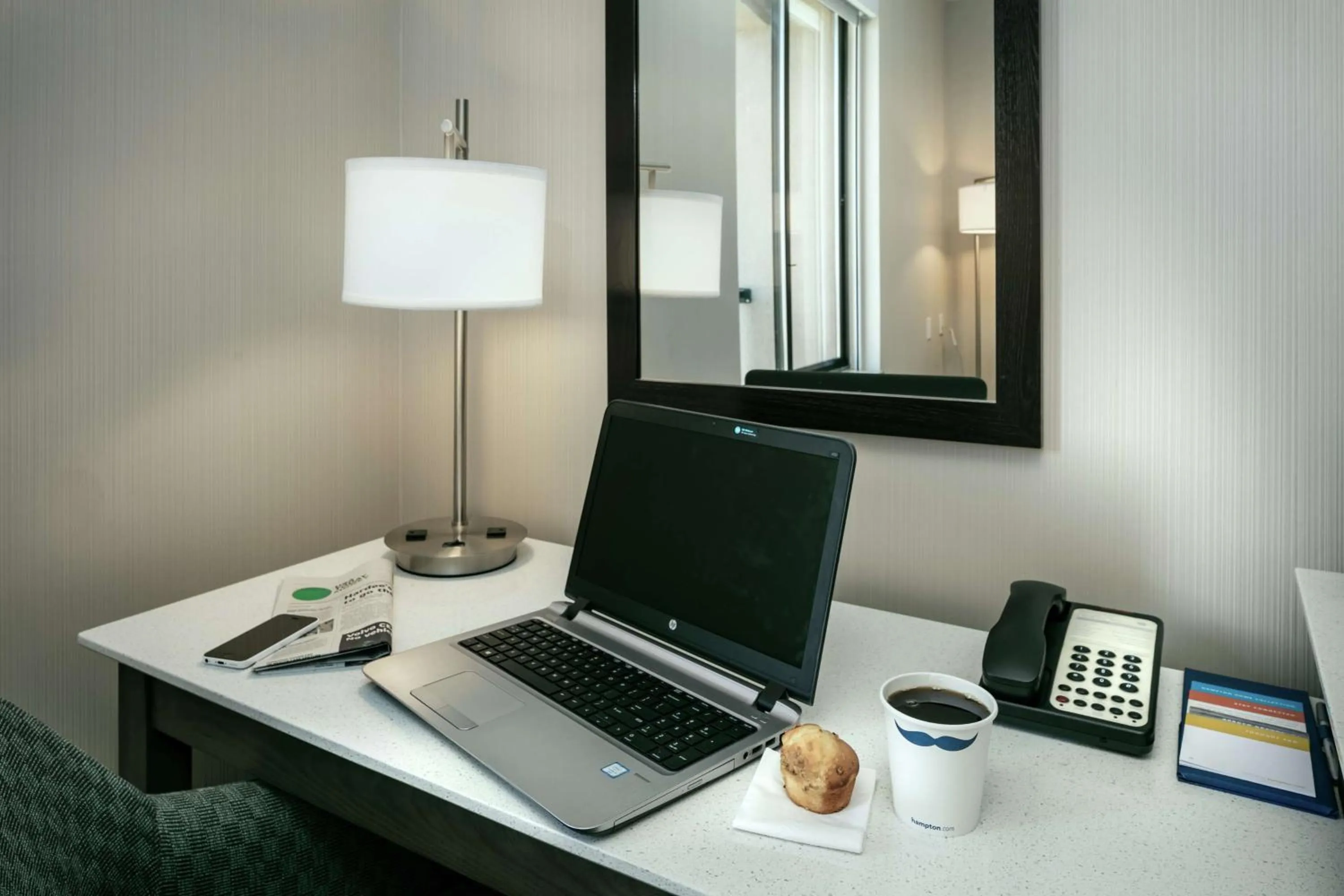 King Studio in Hampton Inn & Suites Arroyo Grande