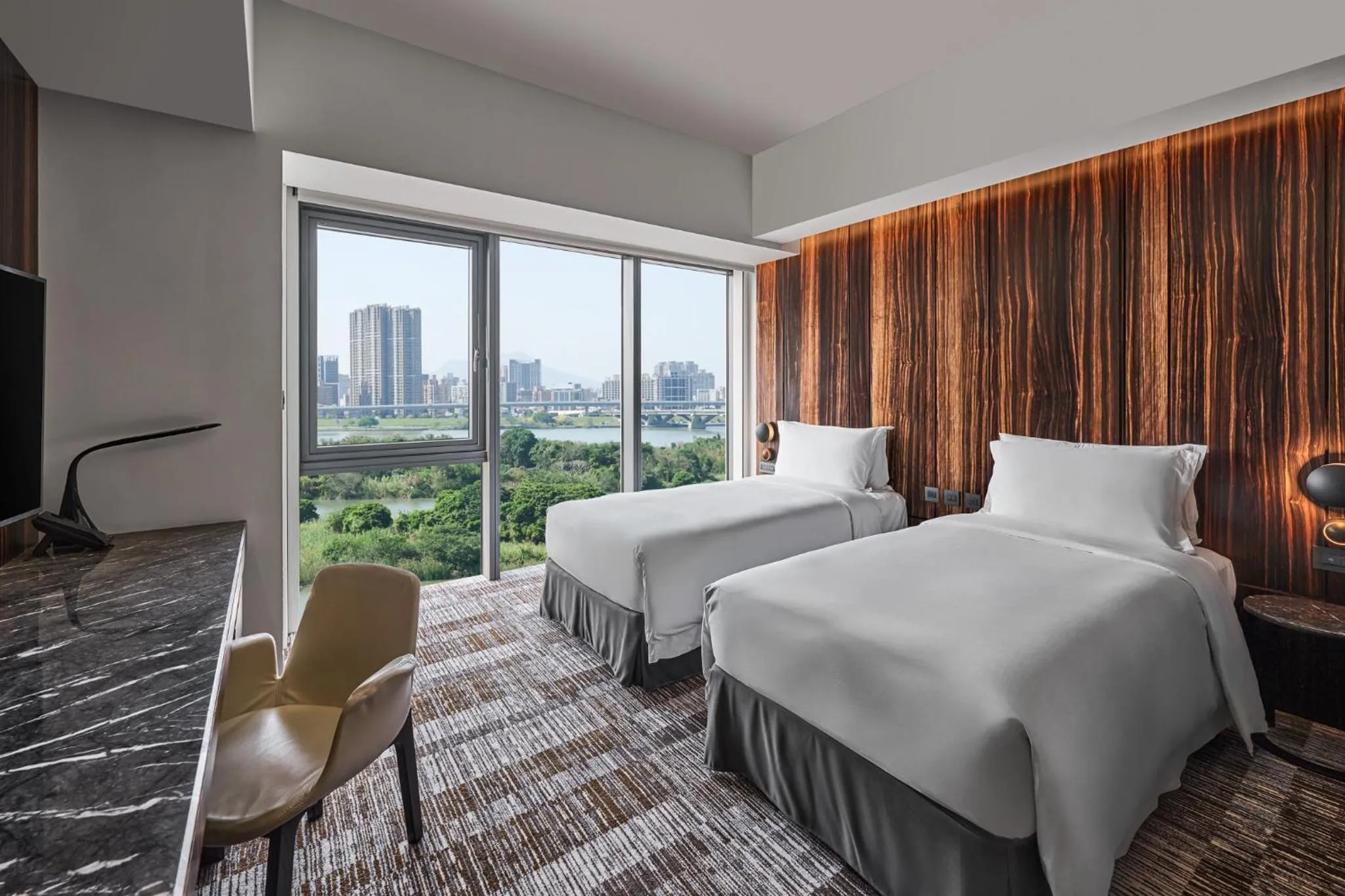 Twin Studio with River View in Suz & Catorze Taipei, a Tribute Portfolio Hotel