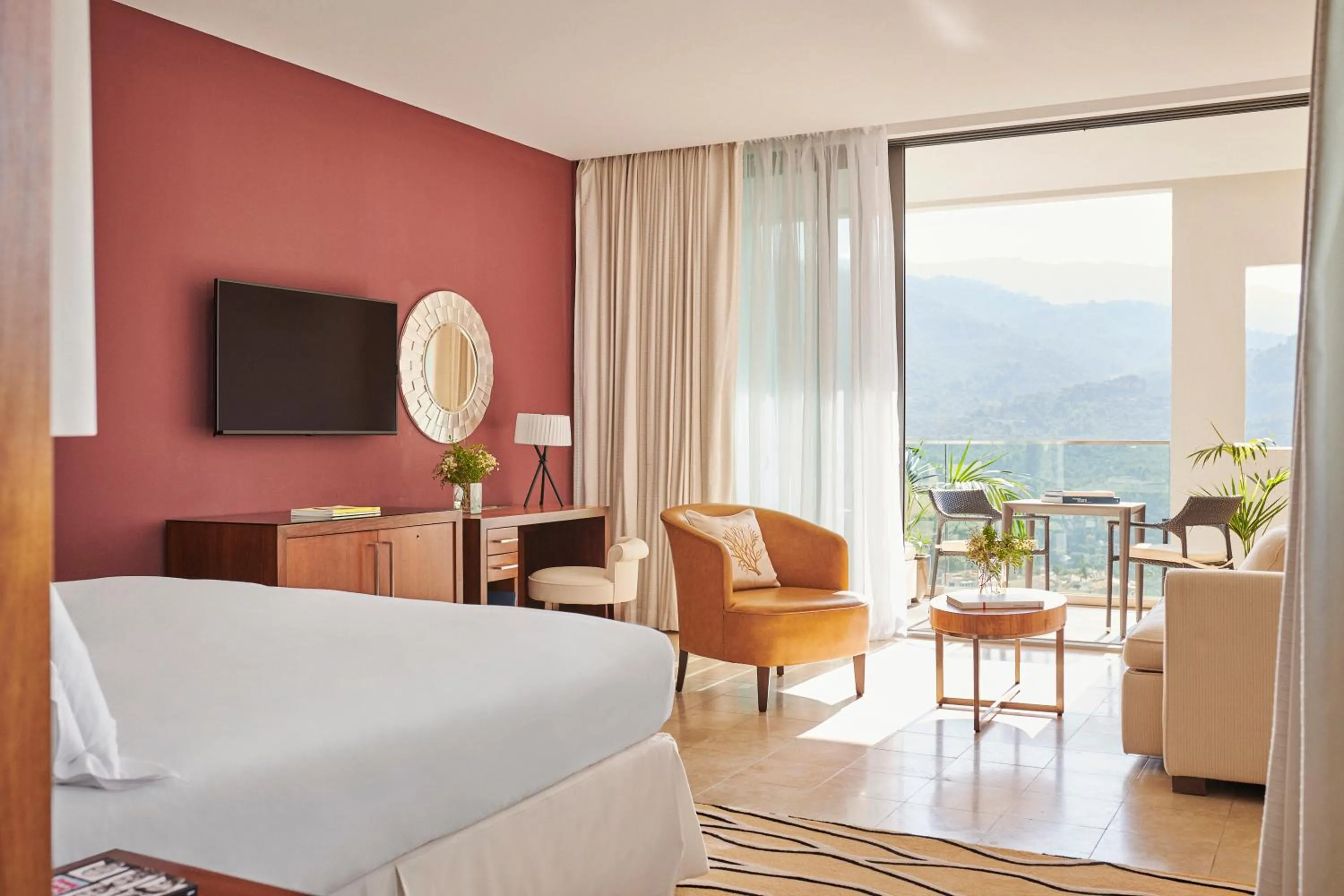 Junior Suite Port Soller View in Jumeirah Mallorca