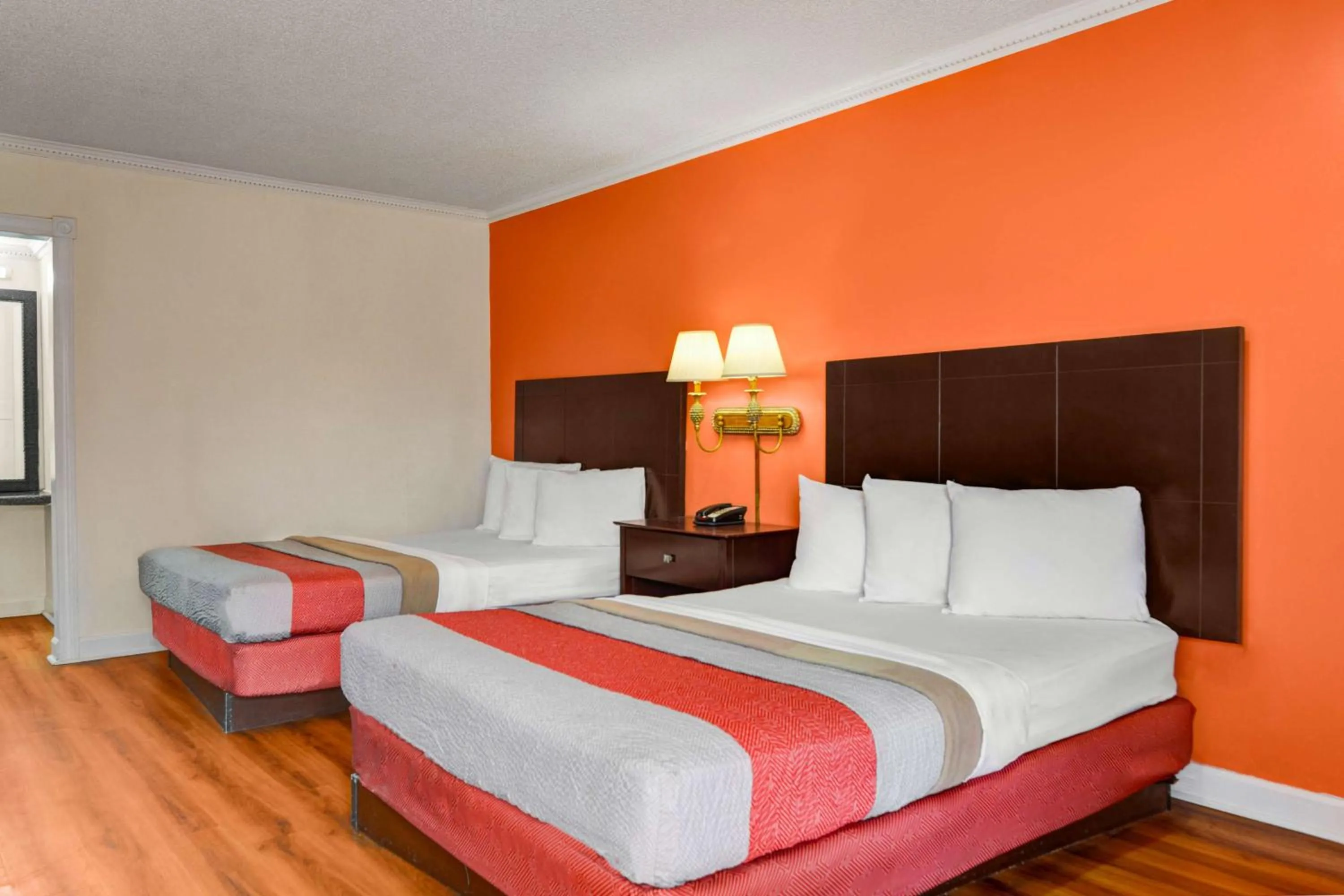 Queen Room with Two Queen Beds - Non-Smoking in Motel 6-Americus, GA