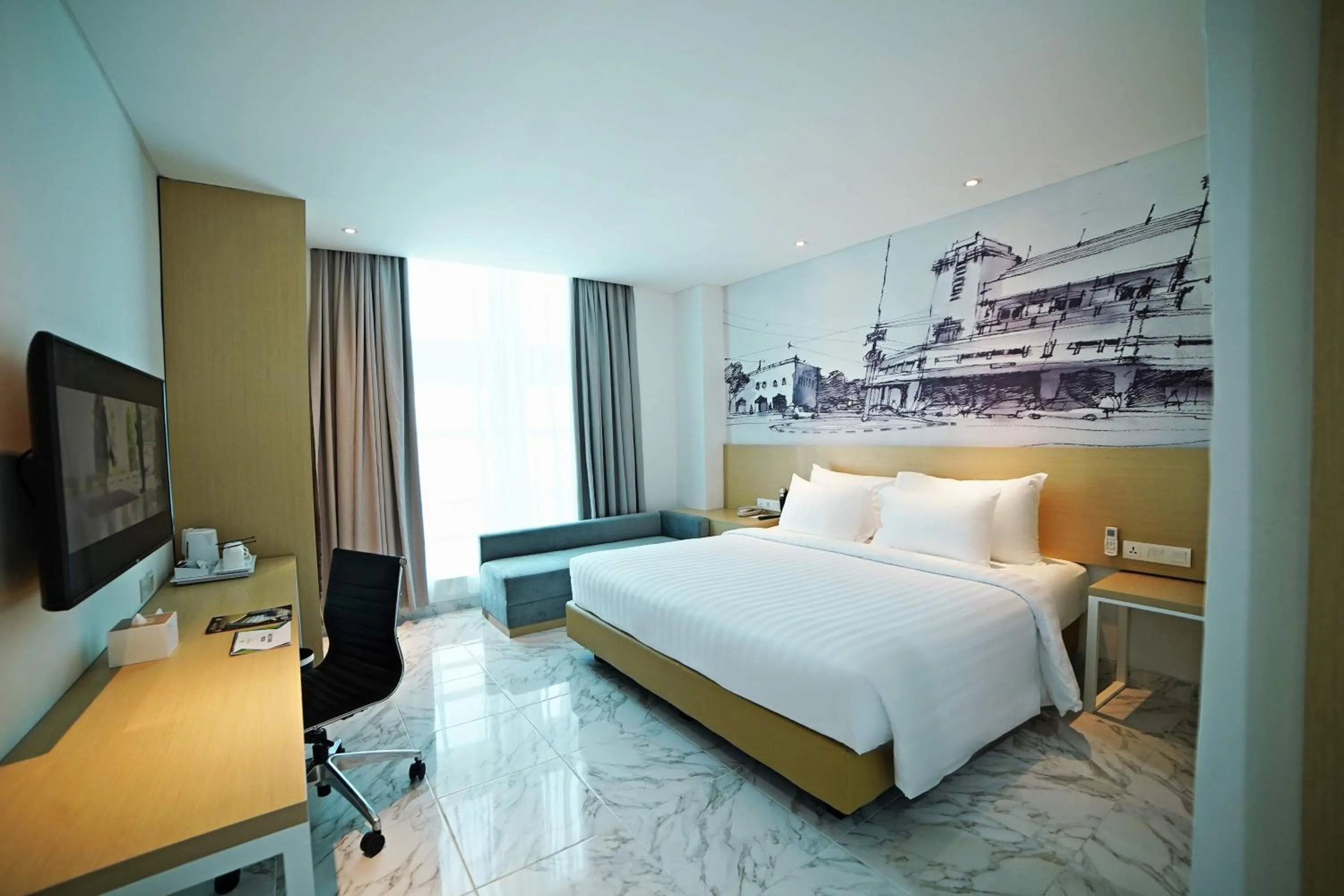 Deluxe King Room in PALM PARK Hotel Surabaya
