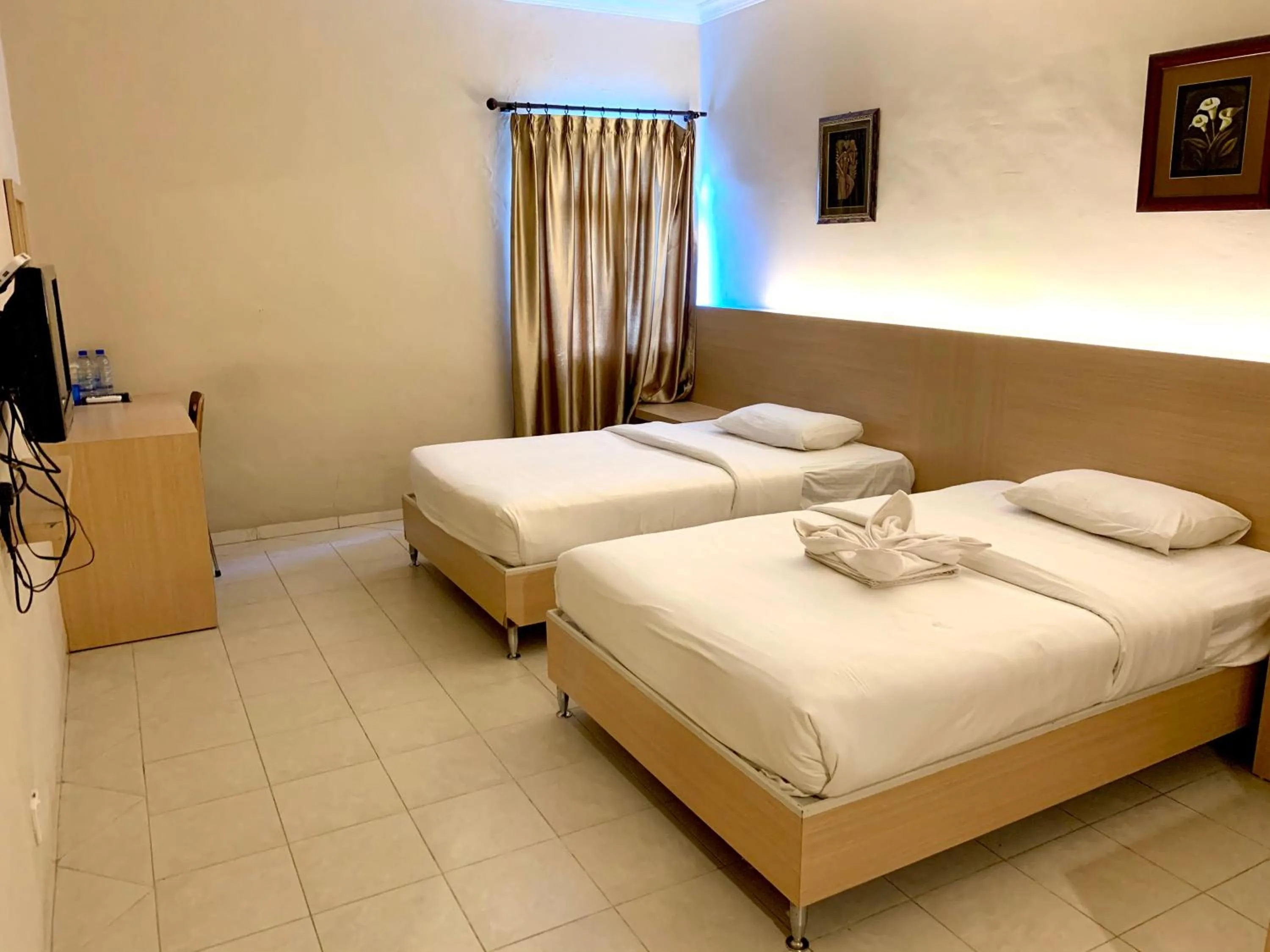 Superior Twin Room in Sky View Hotel Managed by OS