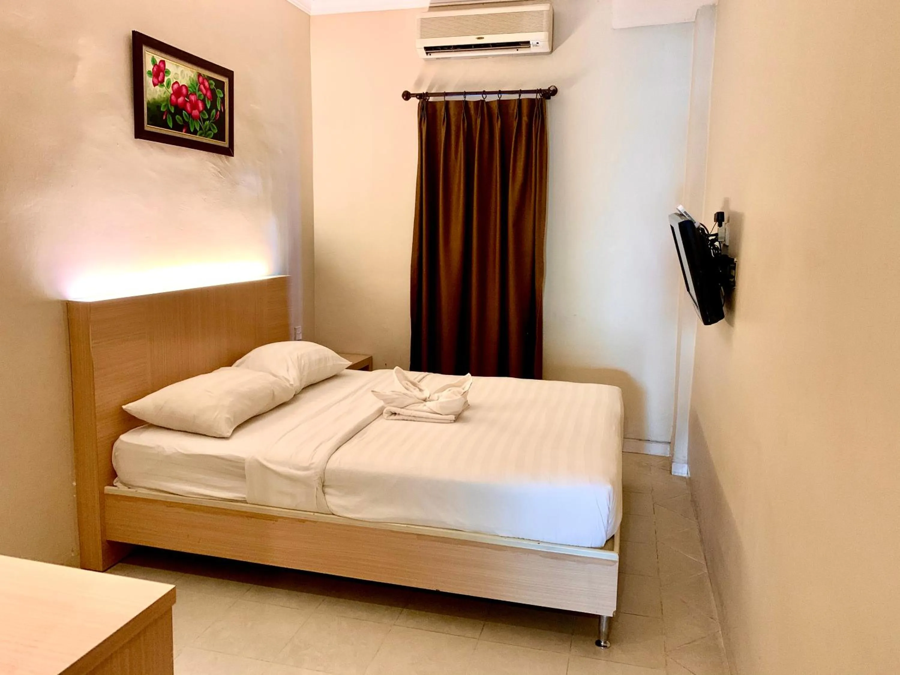 Standard Double Room in Sky View Hotel Managed by OS