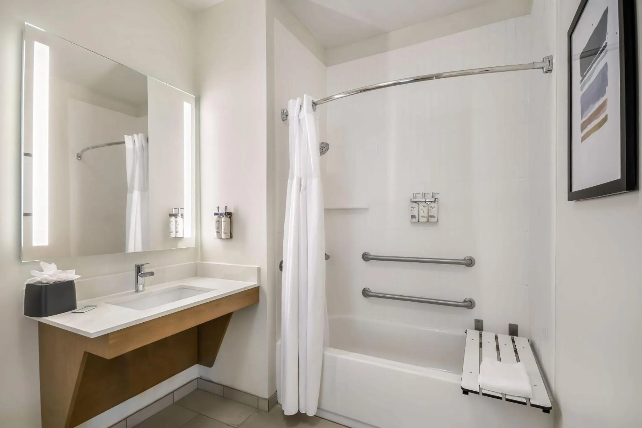 One-Bedroom King Suite with Communications Accessible Tub in Staybridge Suites Toledo/Maumee by IHG