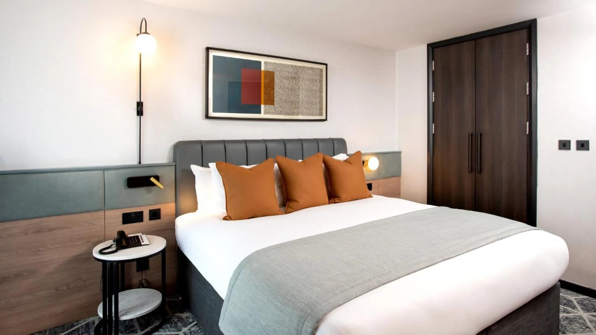 One-Bedroom Suite in Crowne Plaza Birmingham City by IHG