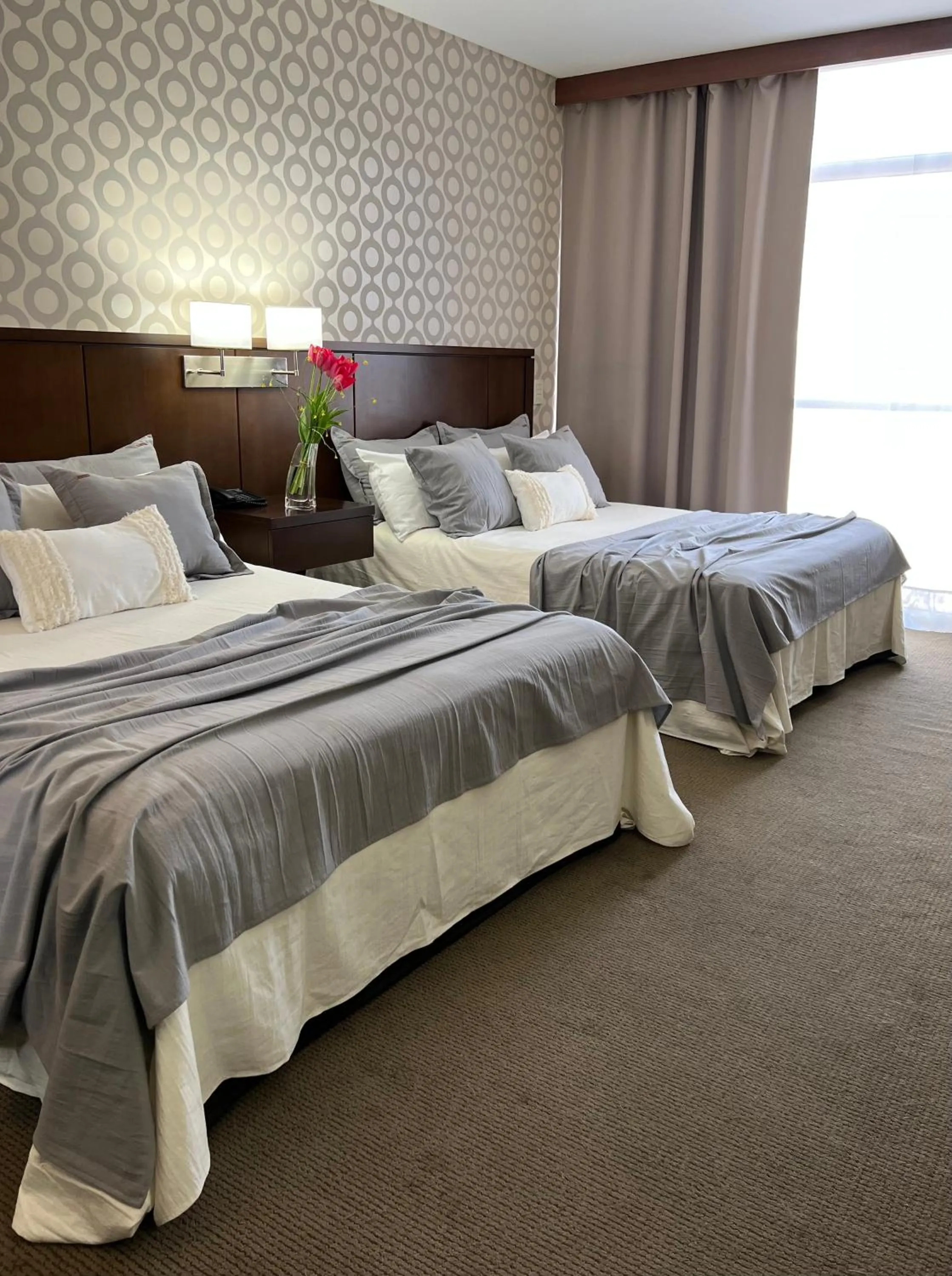 Standard Twin Room in ian Hotel