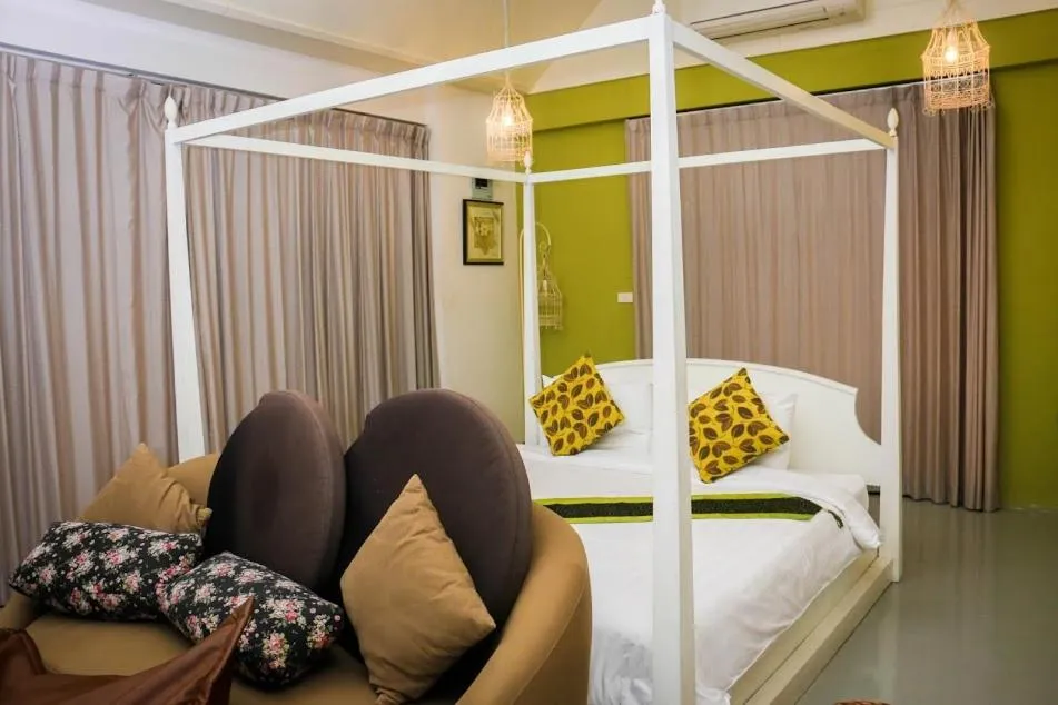 One-Bedroom Bungalow in Chez Piera Resort