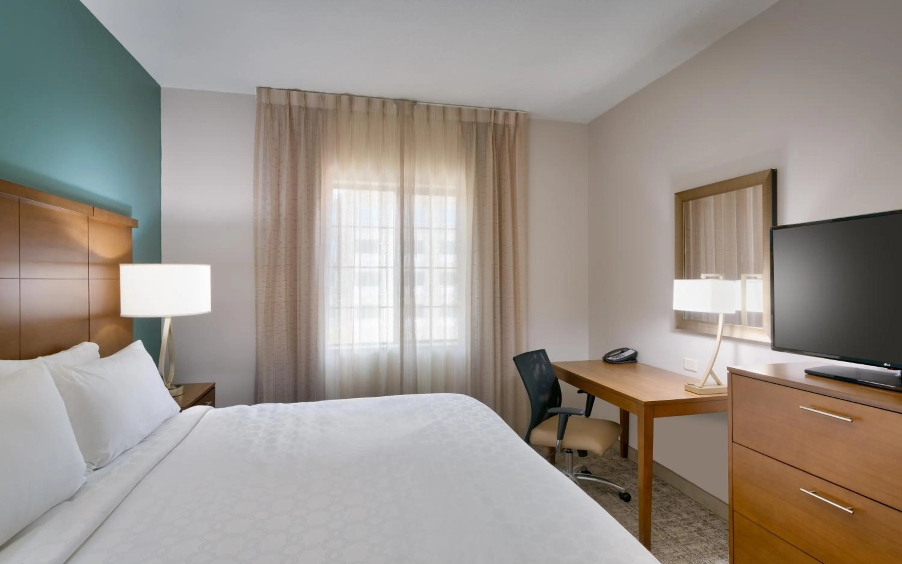 Two-Bedroom Suite in Staybridge Suites - Gainesville I-75 by IHG