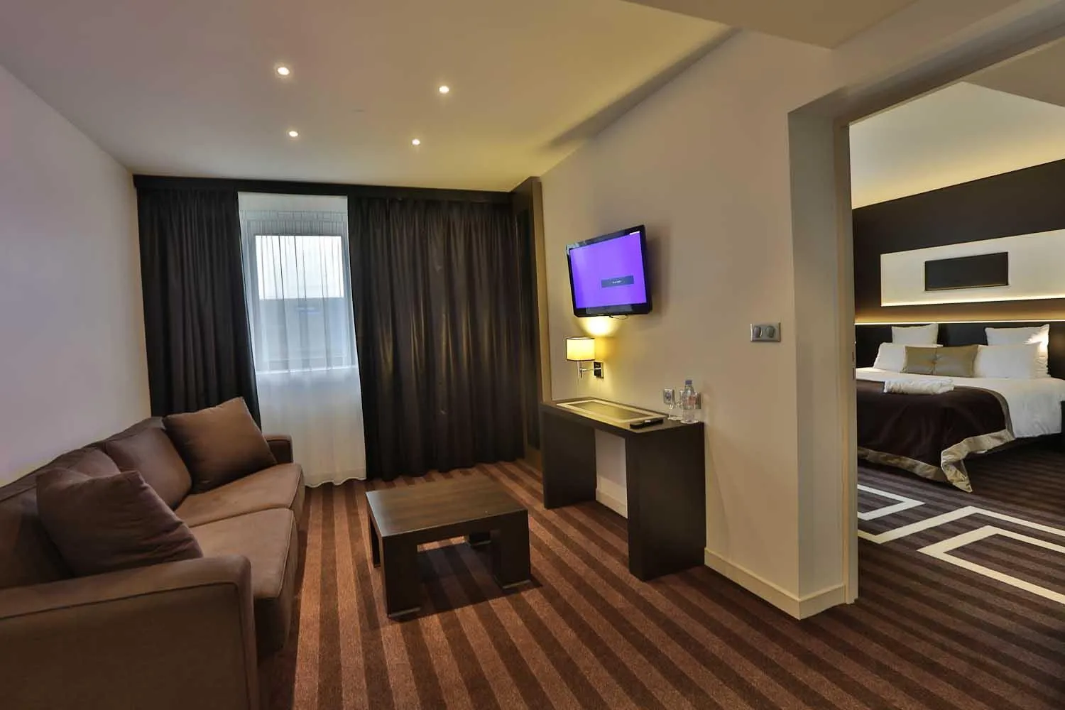 Family Suite in Ibis Styles Nantes Saint Herblain