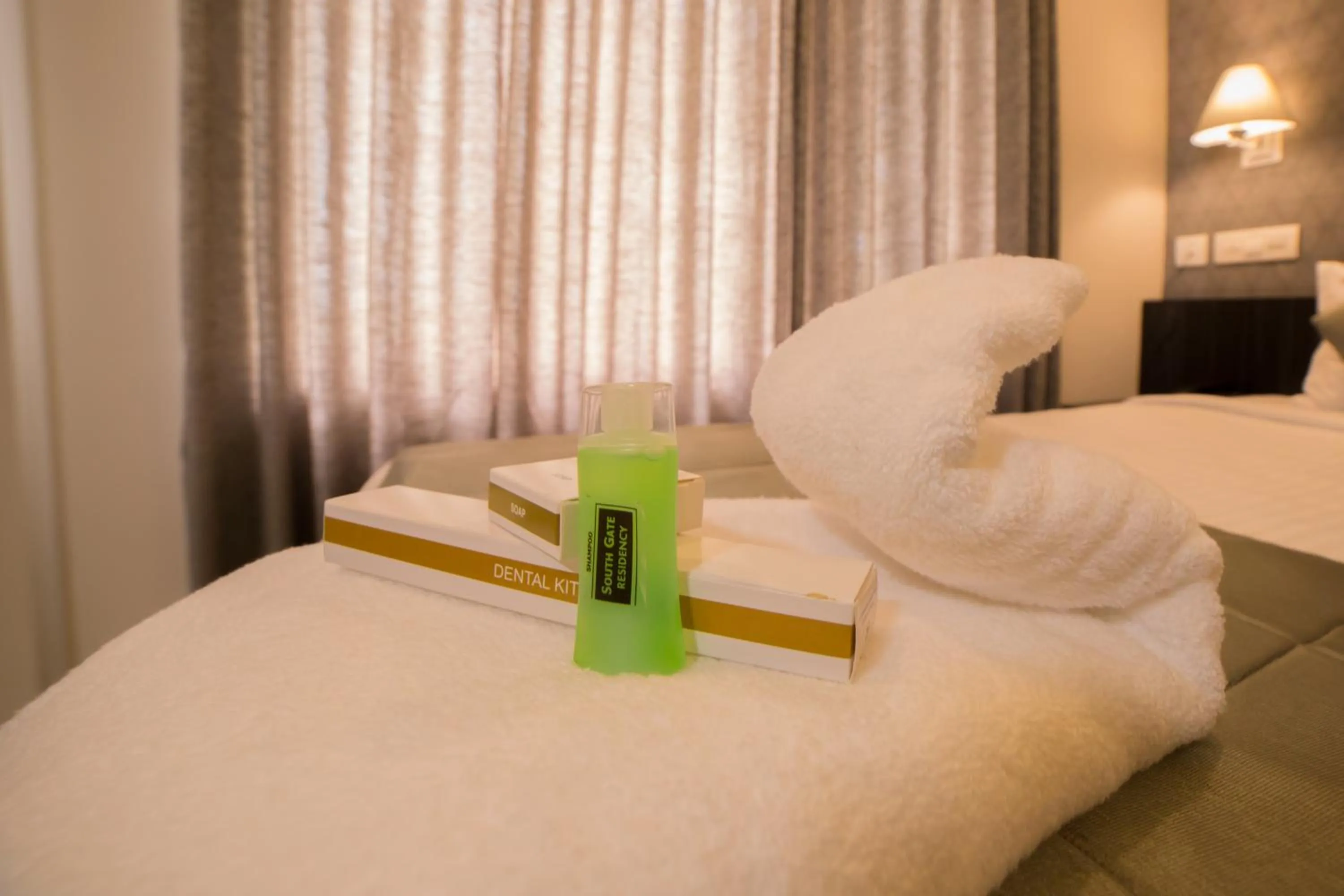 Superior Queen Room in South Gate Residency