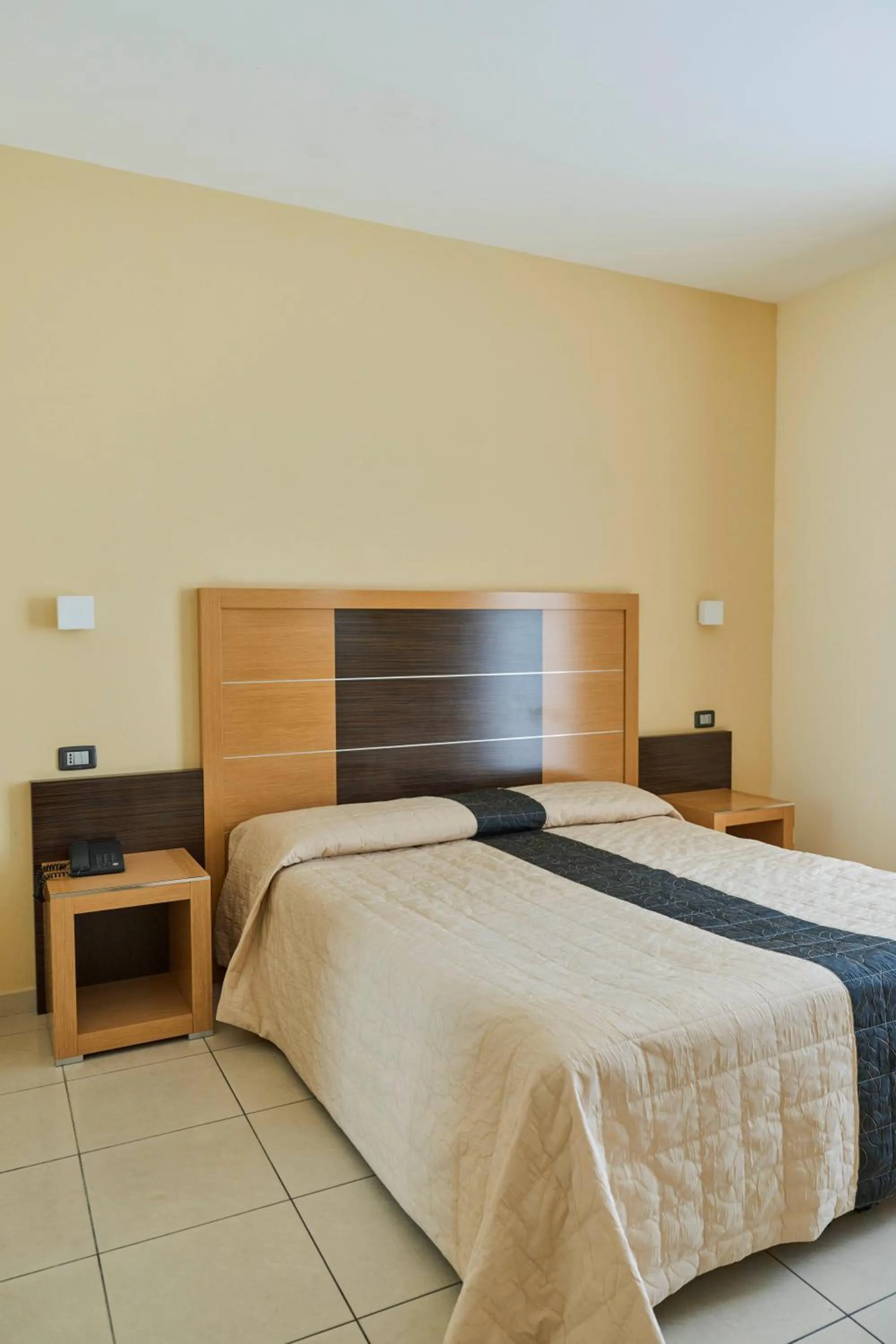 Standard  Double Room with Pool View in Ticho's Greenblu Hotel