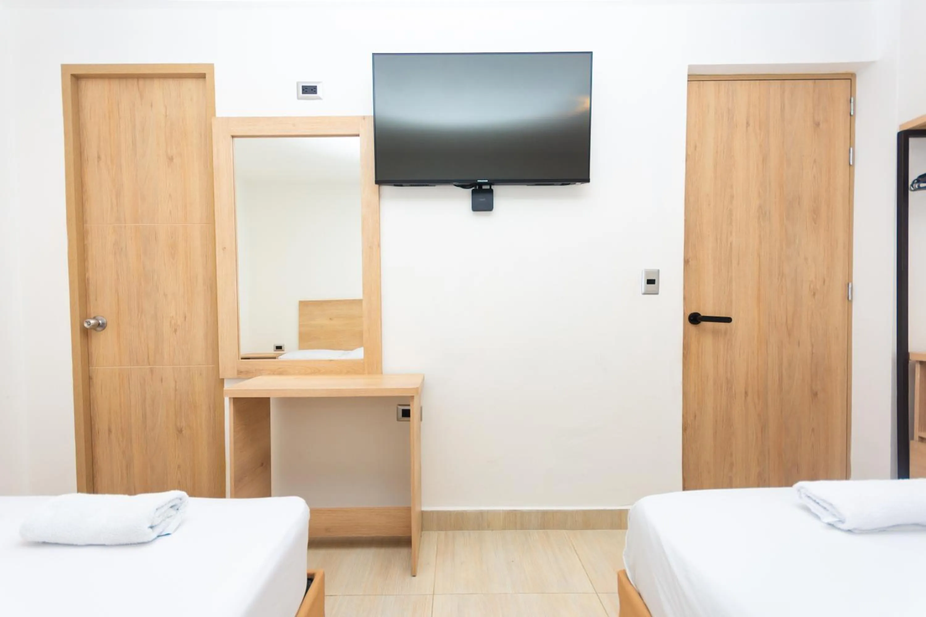 Superior Triple Room in Hotel Villa Real