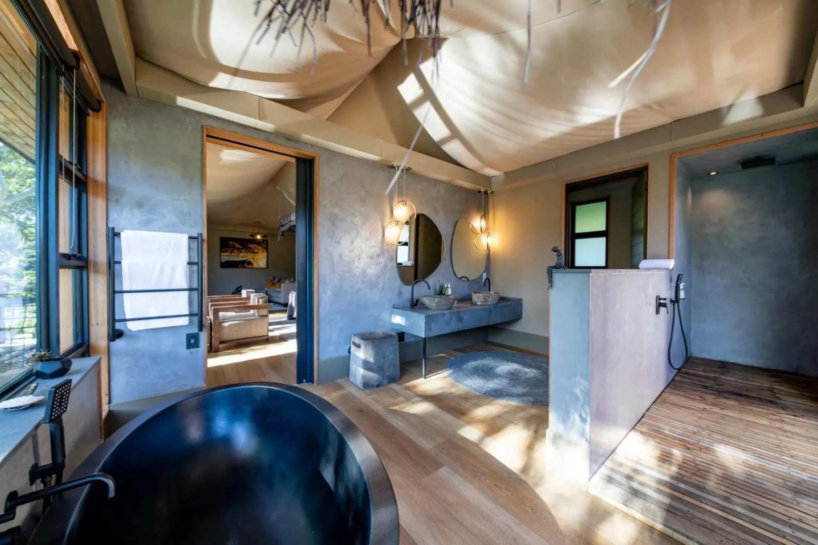 Super Deluxe Tented Suite in Botlierskop Tented Lodge