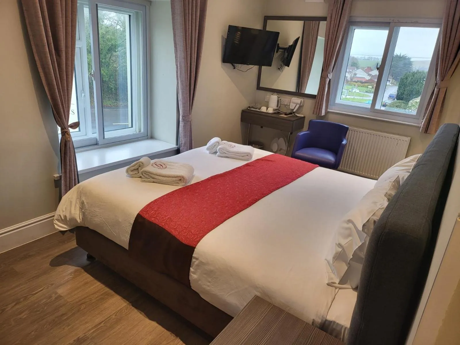 Standard Double Room in The Gissons Hotel - Exeter Airport & M5