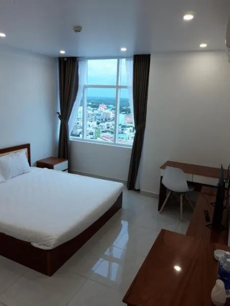 Large Single Room in Sao Kim