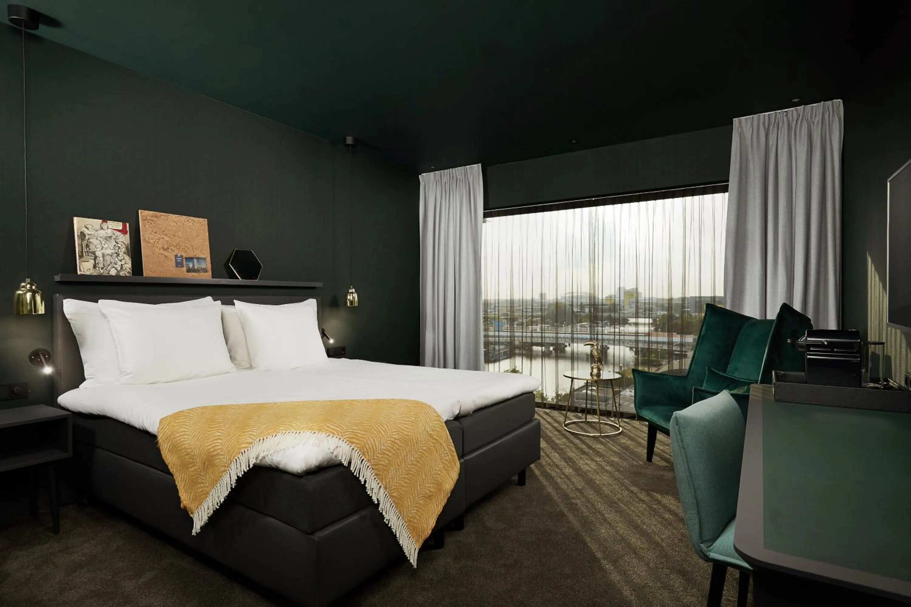 Comfort Twin Room in Van der Valk Hotel Amsterdam - Amstel
