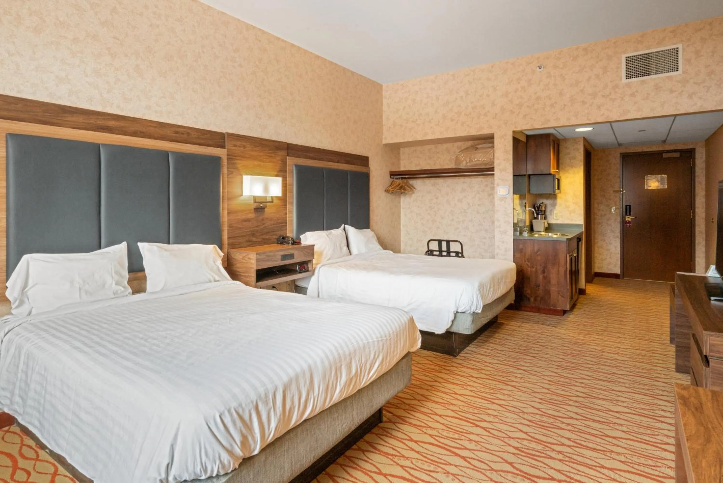 Two Queen Beds - Valley View in The Lodge at Big Sky