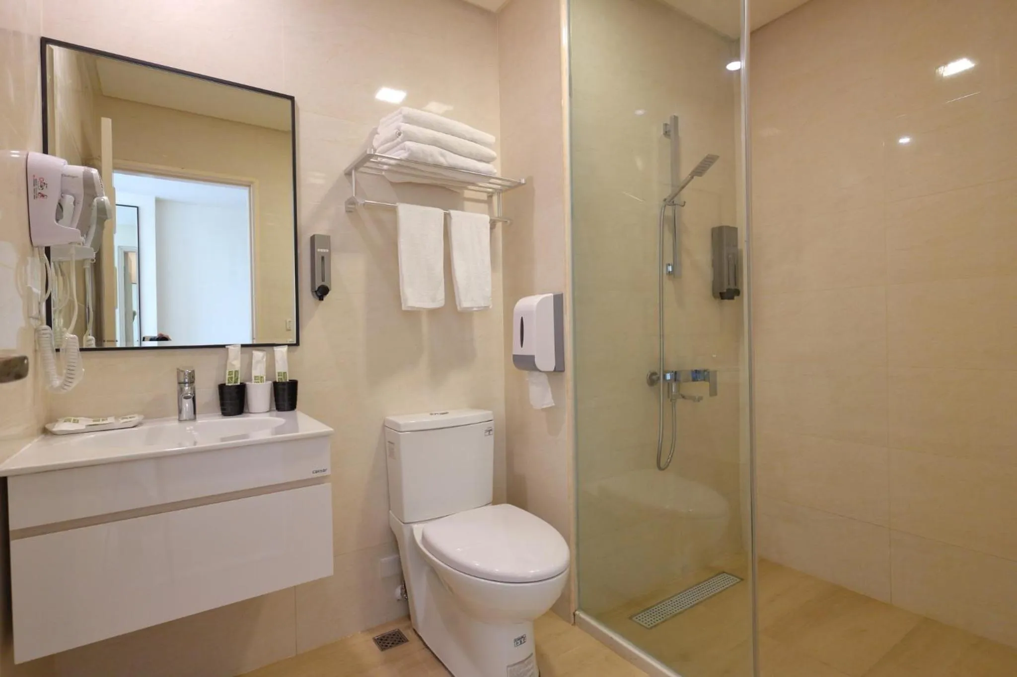 Double Room with Private Bathroom in KET Hotel
