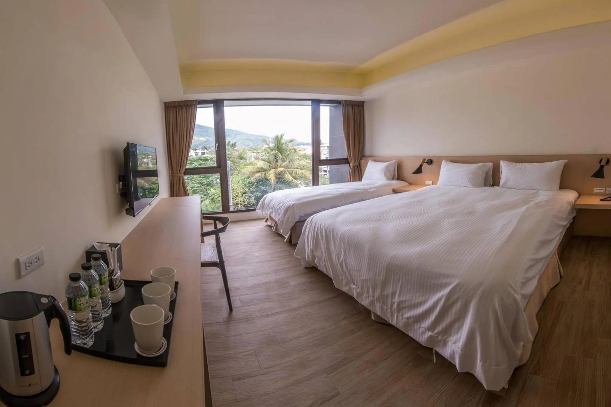 Triple Room with Bathroom in KET Hotel