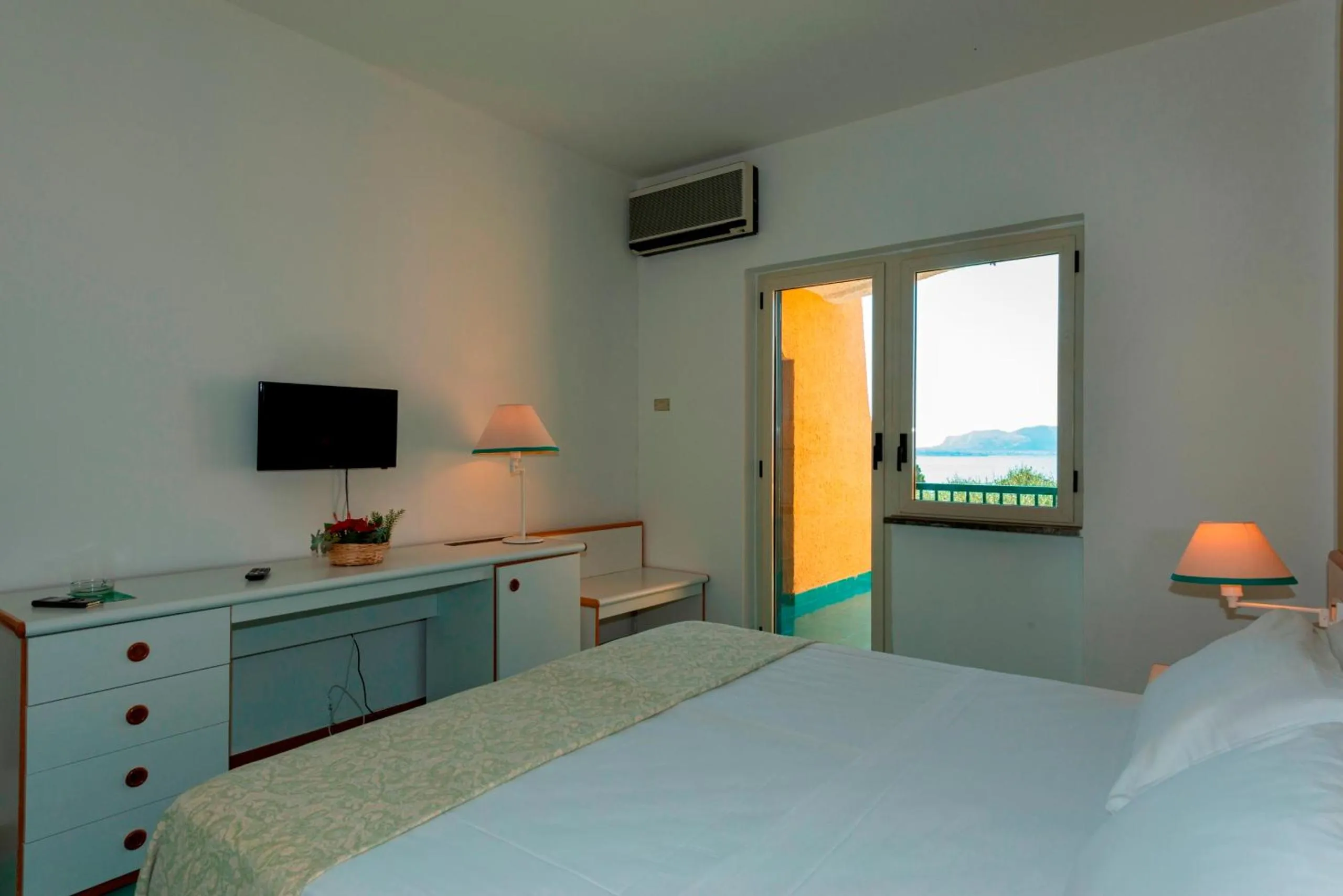 Standard Room with Terrace - single occupancy in Hotel Torre Normanna