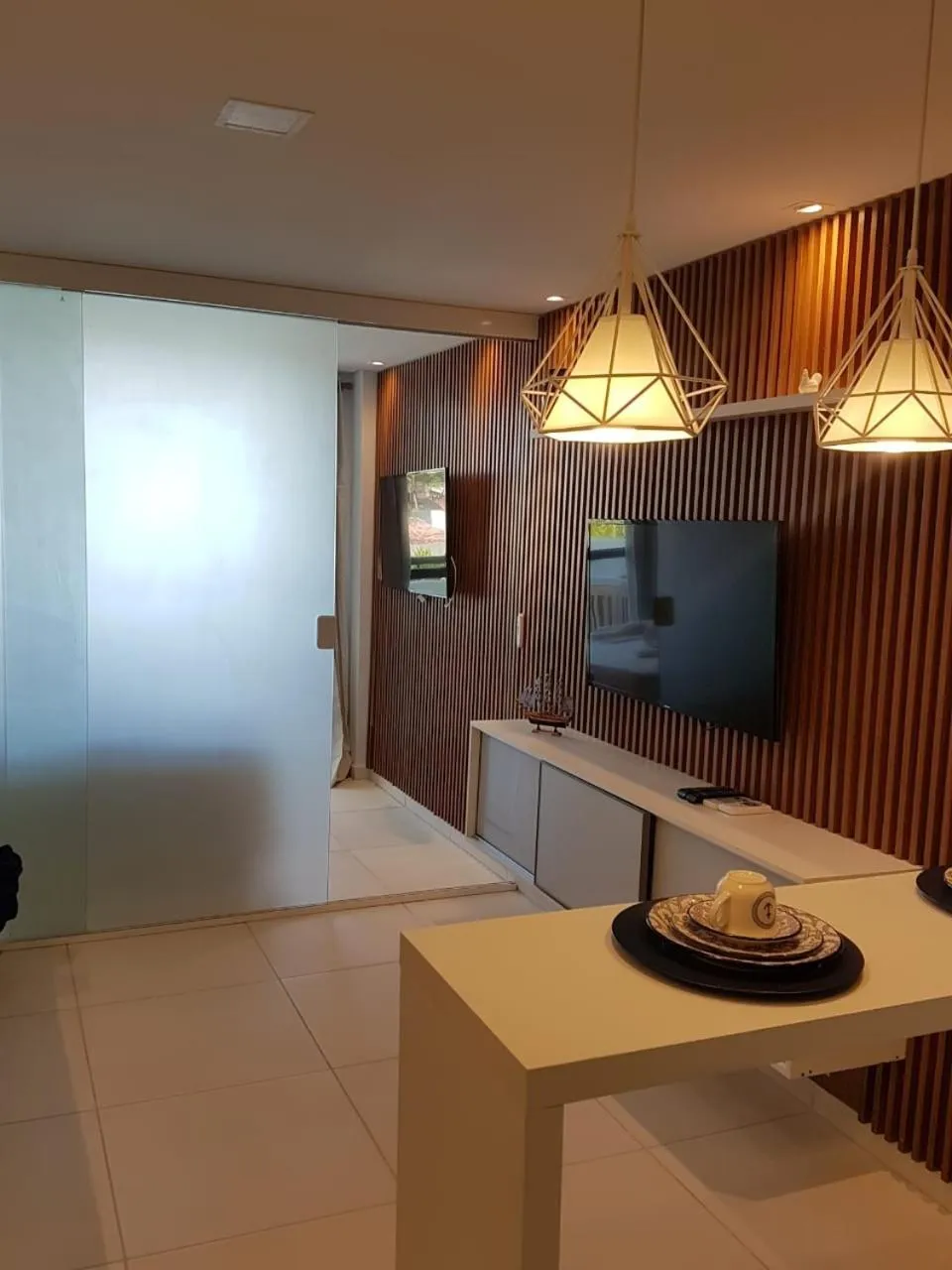 Apartment with Pool View  in Laguna Beach Flat