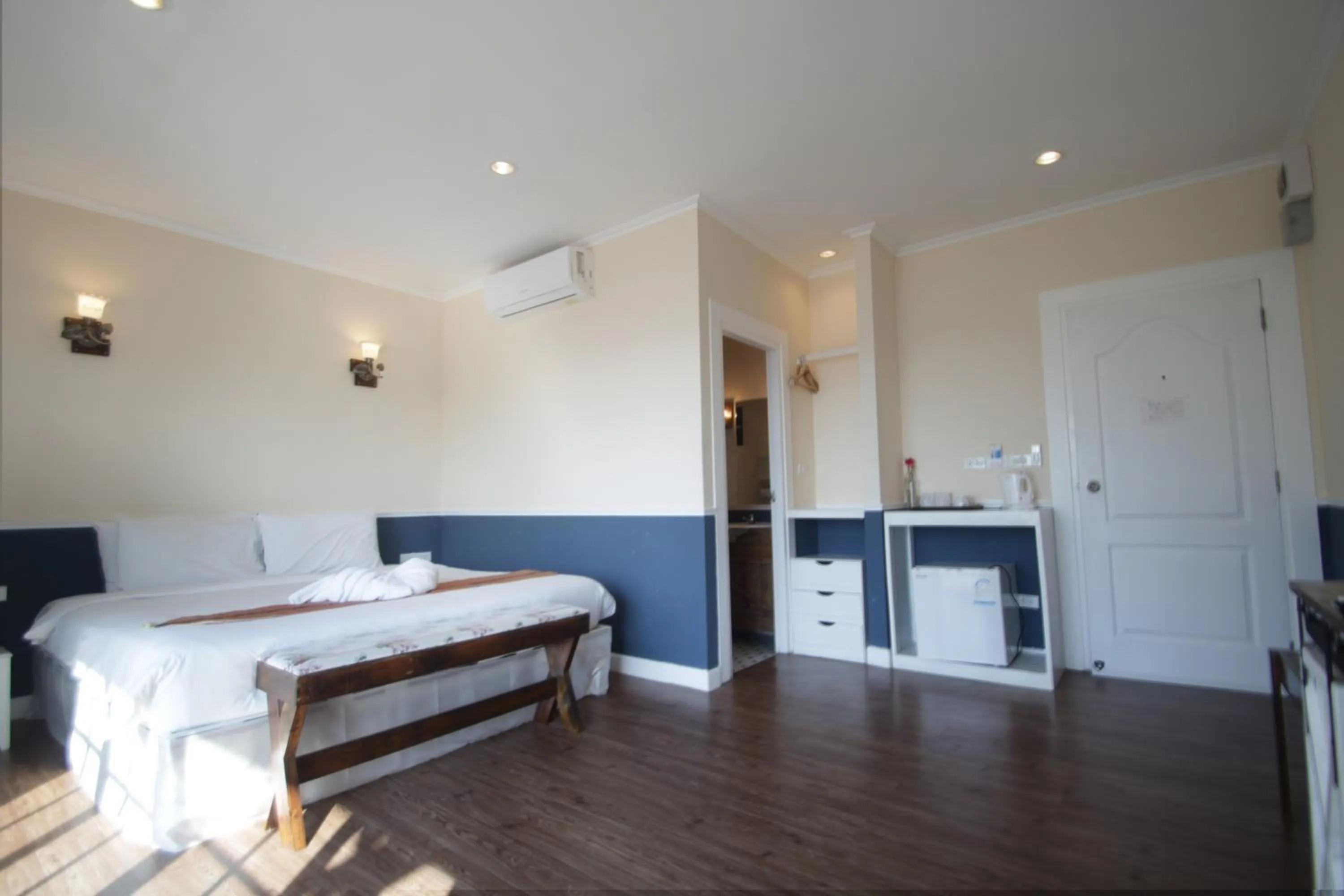 Deluxe Double Room with Sea View in Pattaya Paradise Beach Resort