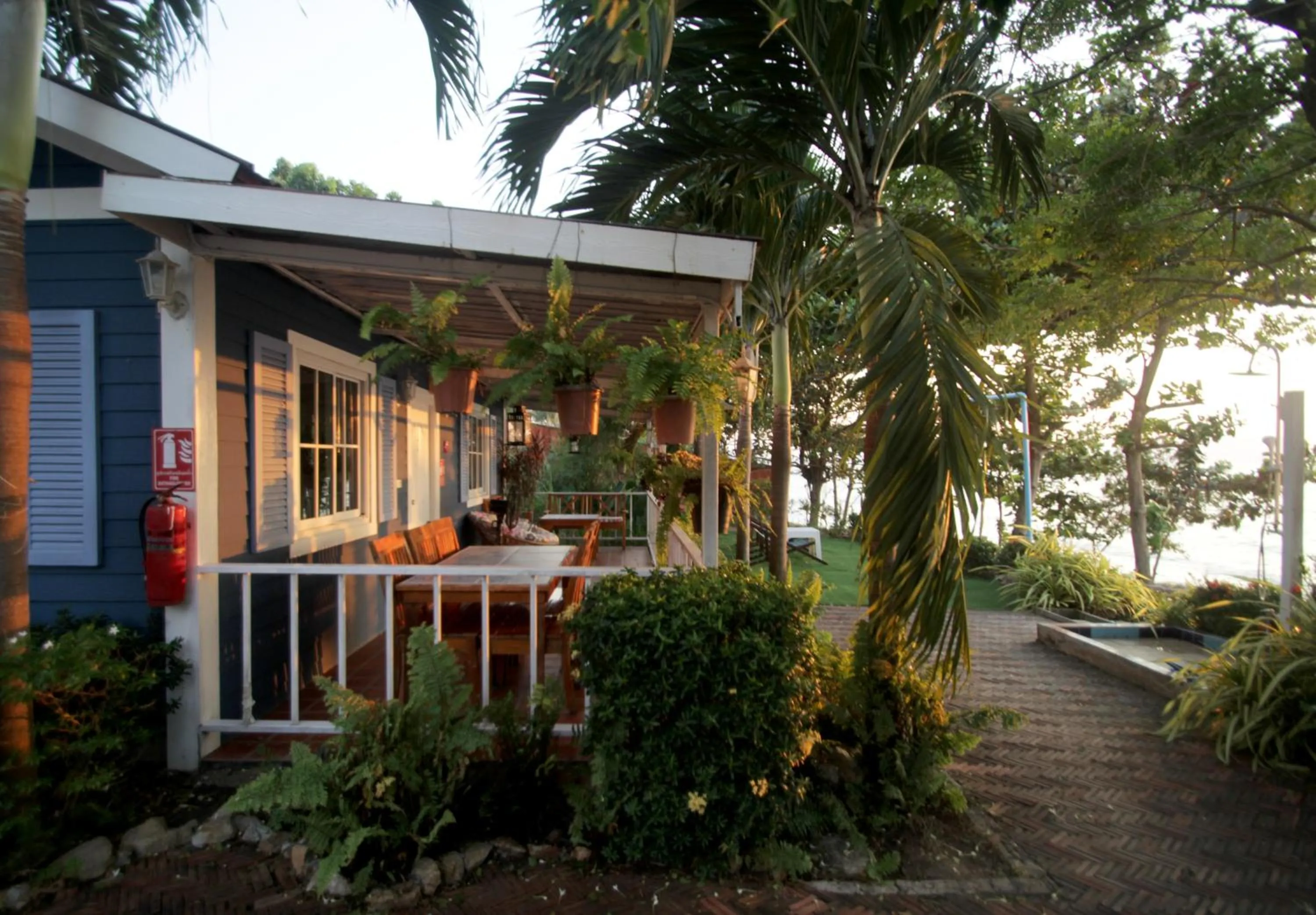 Deluxe Suite with Sea View in Pattaya Paradise Beach Resort