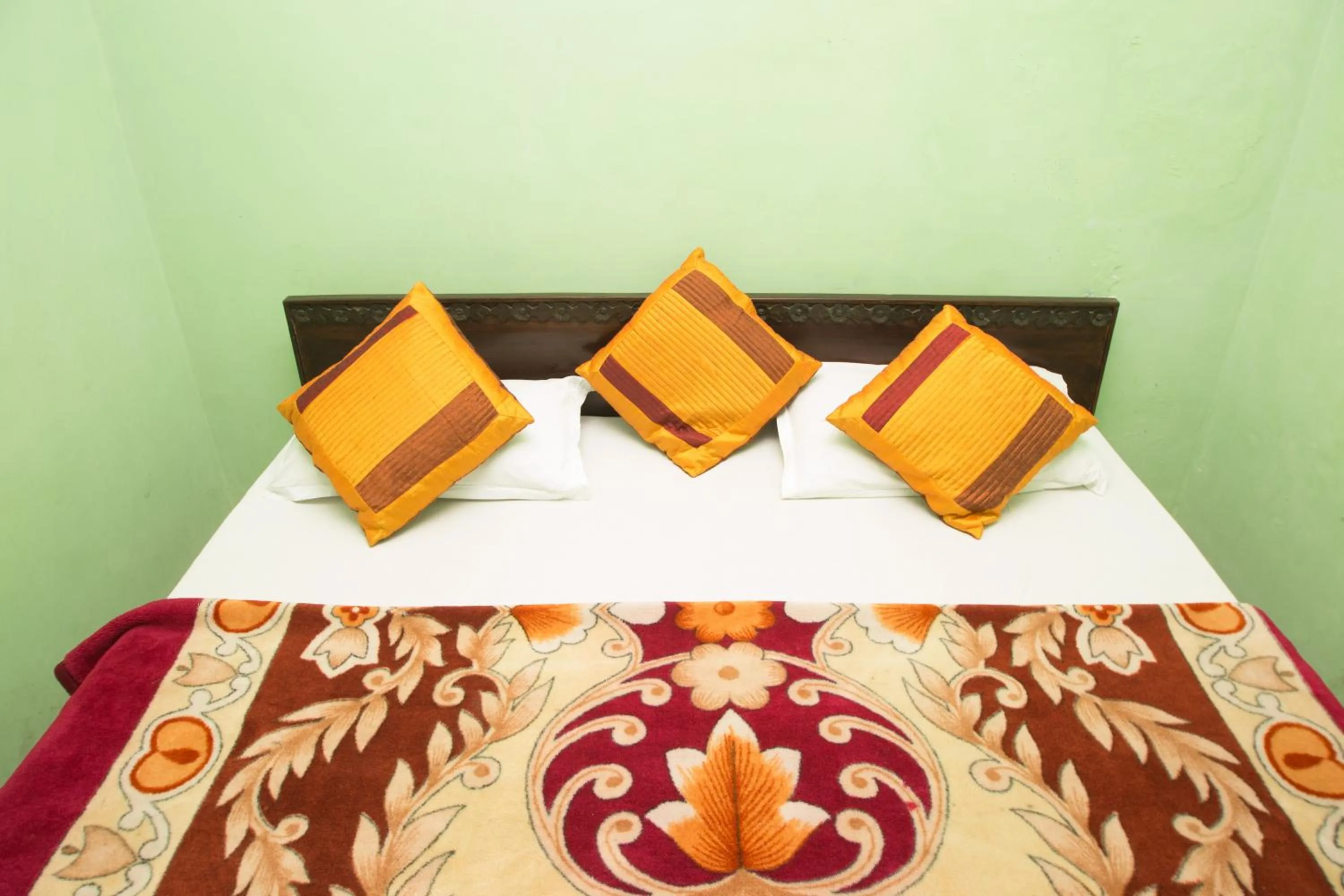 Double or Twin Room with Shared Bathroom in Hotel Moon Light Palace