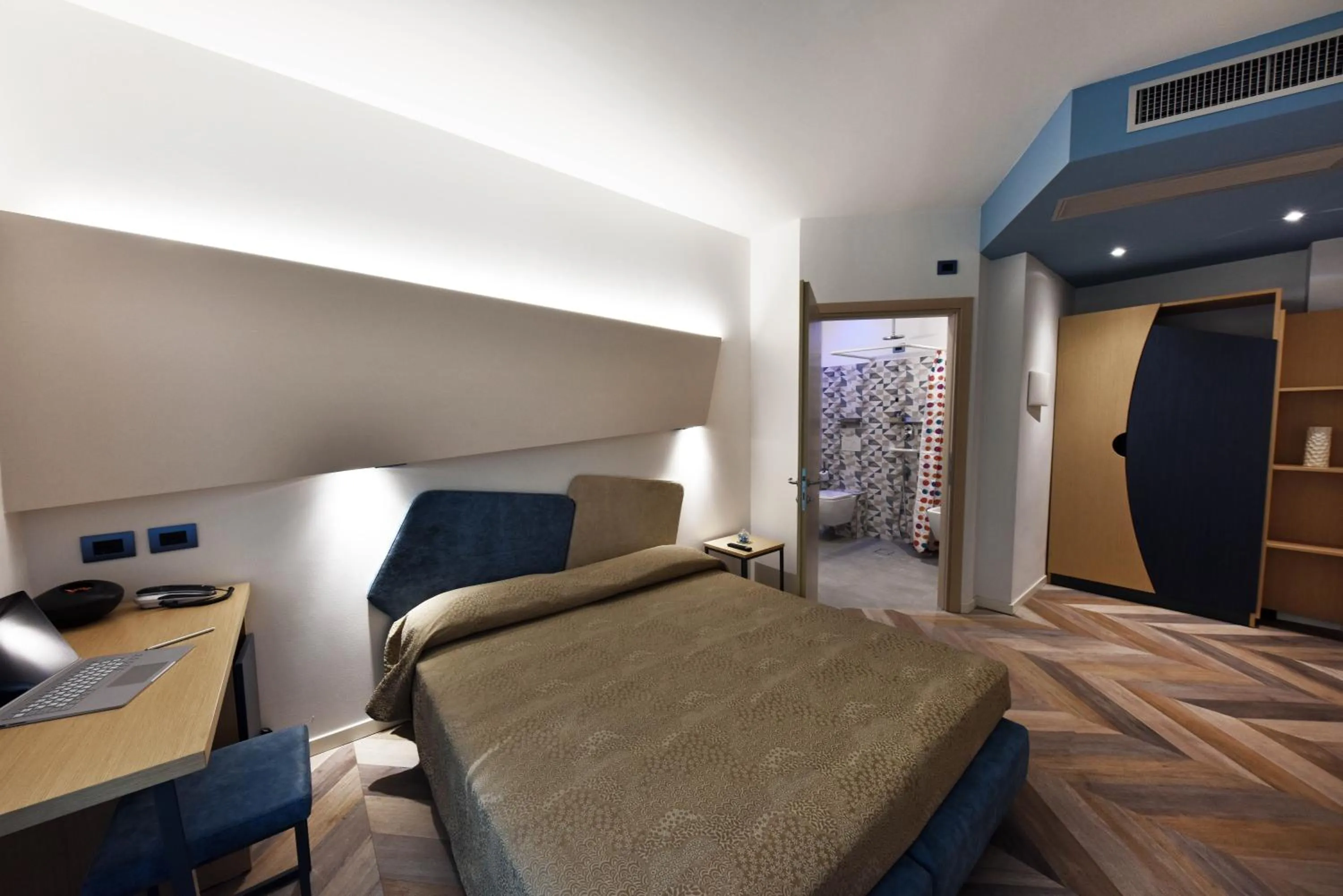 Double or Twin Room - Disability Access in Color Hotel Rimini