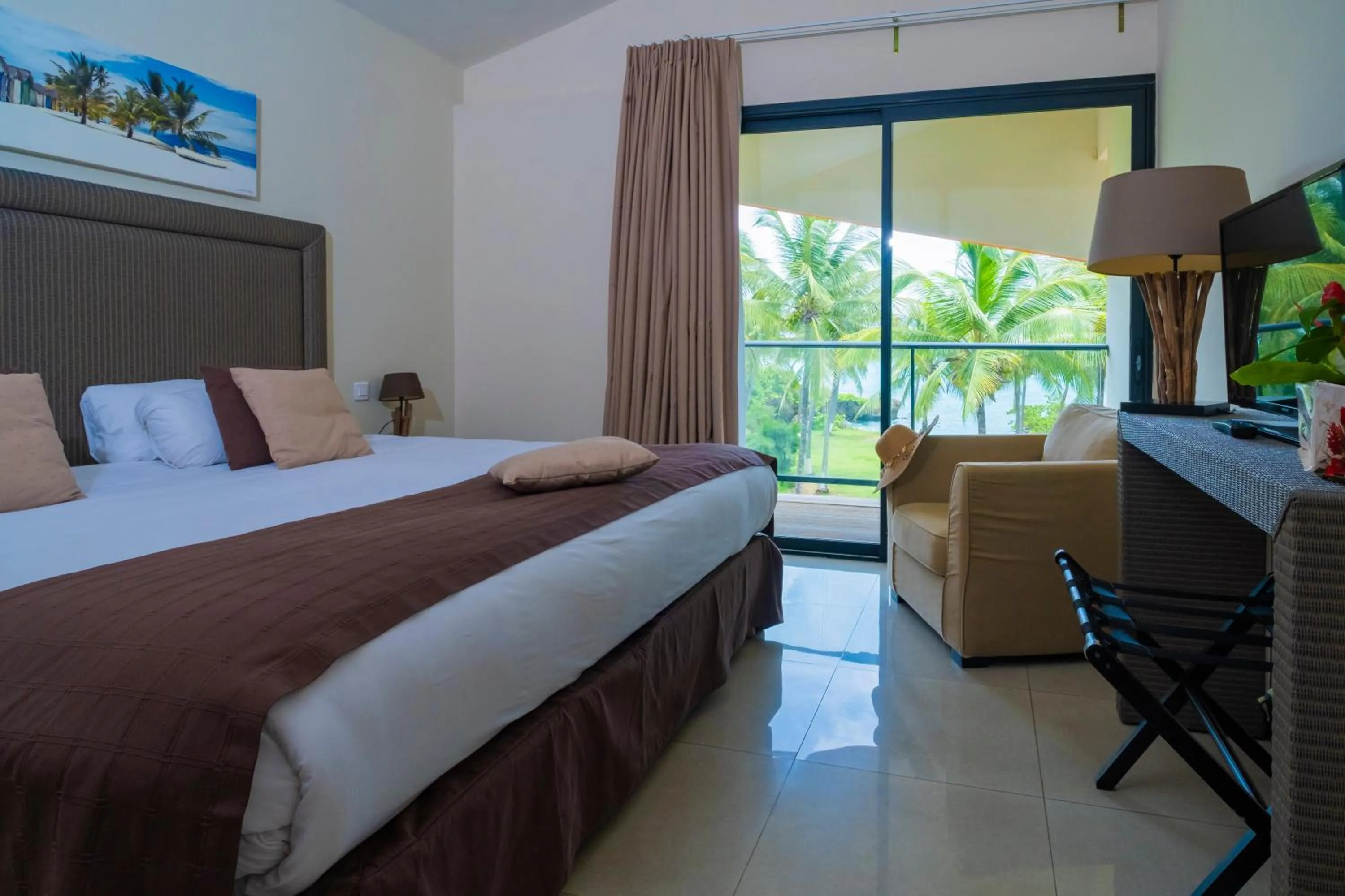 Junior Suite with Terrace - Sea View in Hotel Fleur d'Epee