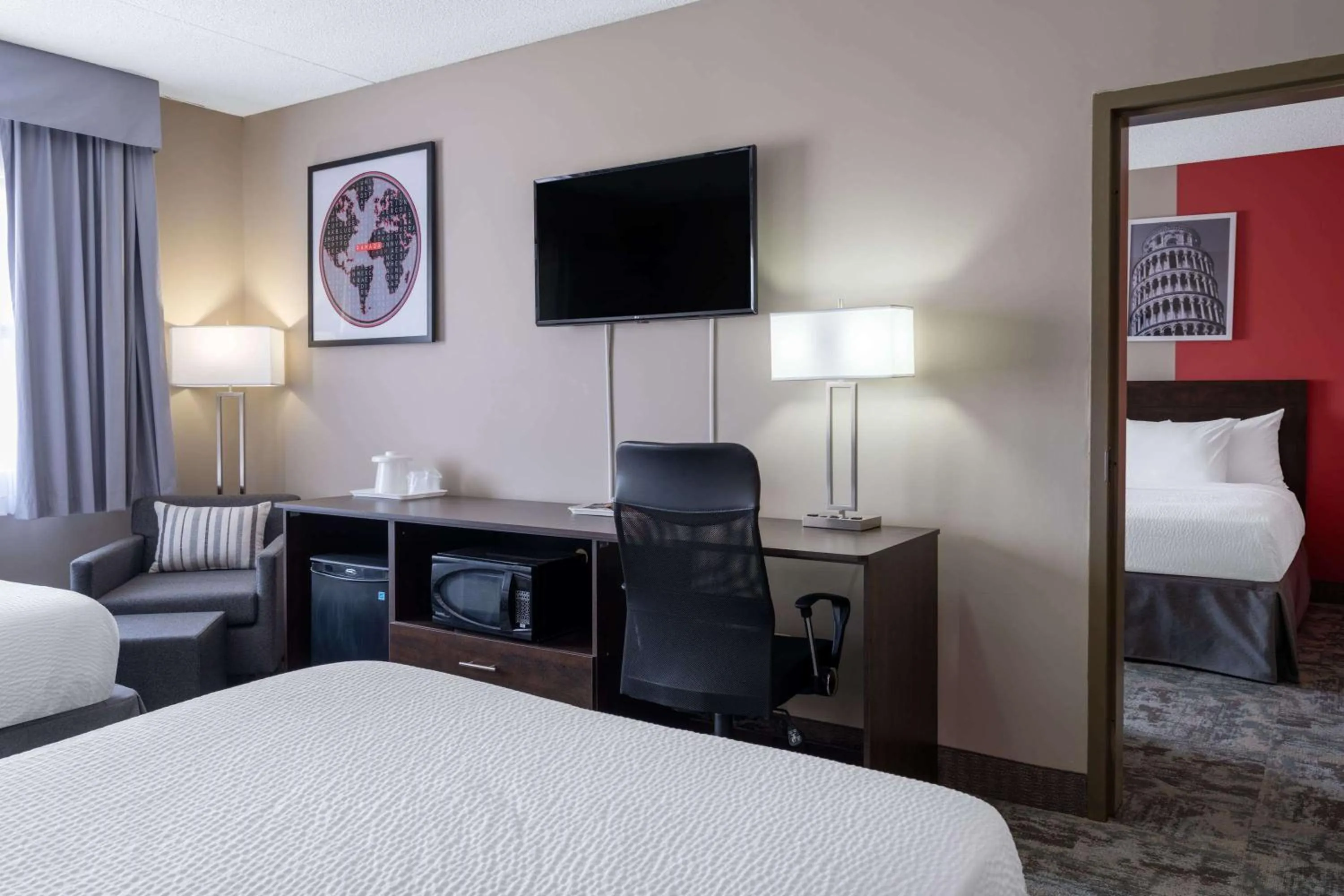Family Suite with Two Double Beds - Non-Smoking  in Ramada by Wyndham Thunder Bay Airlane Hotel