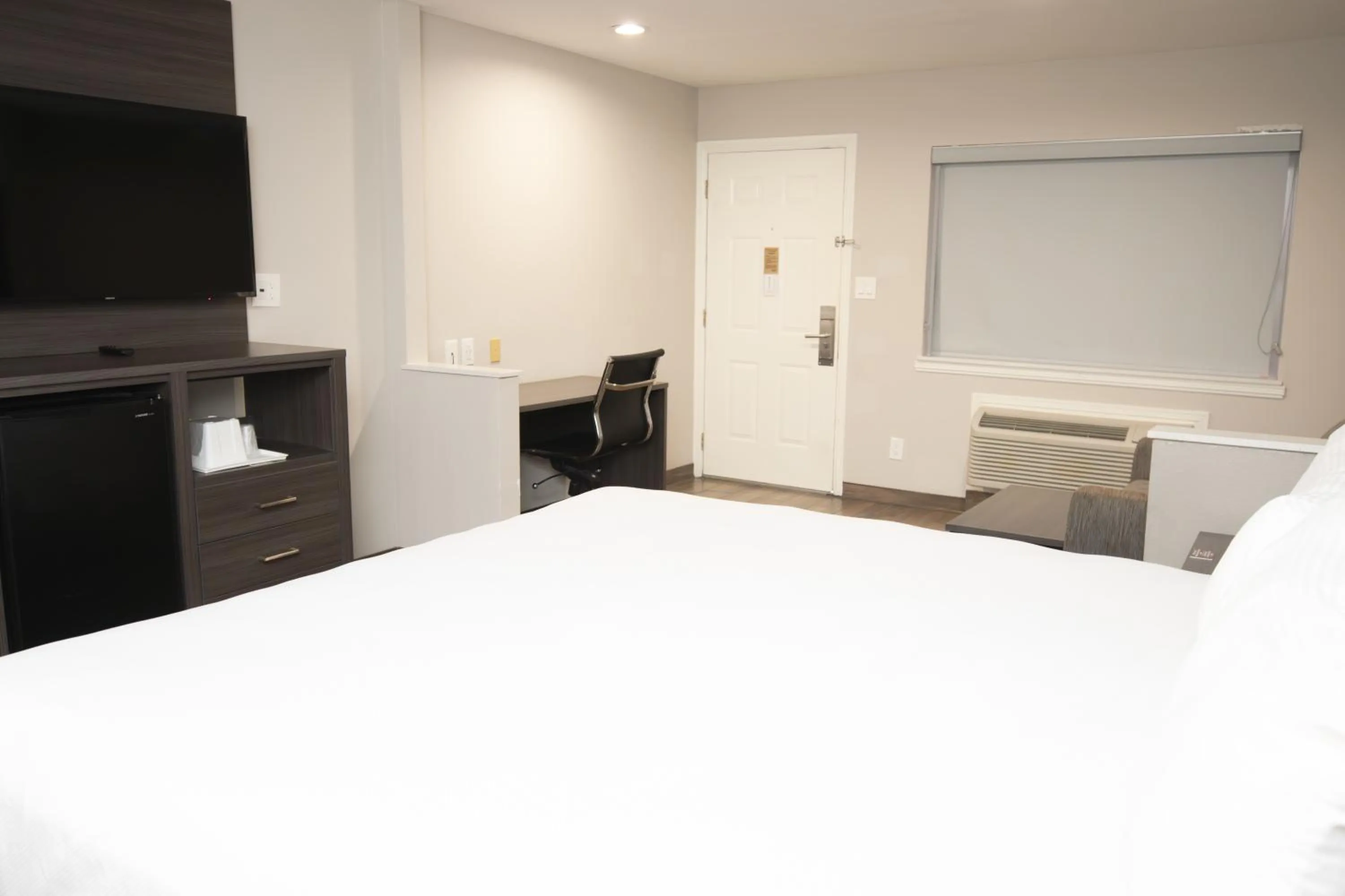 King Room in Americas Best Value Inn Harlingen