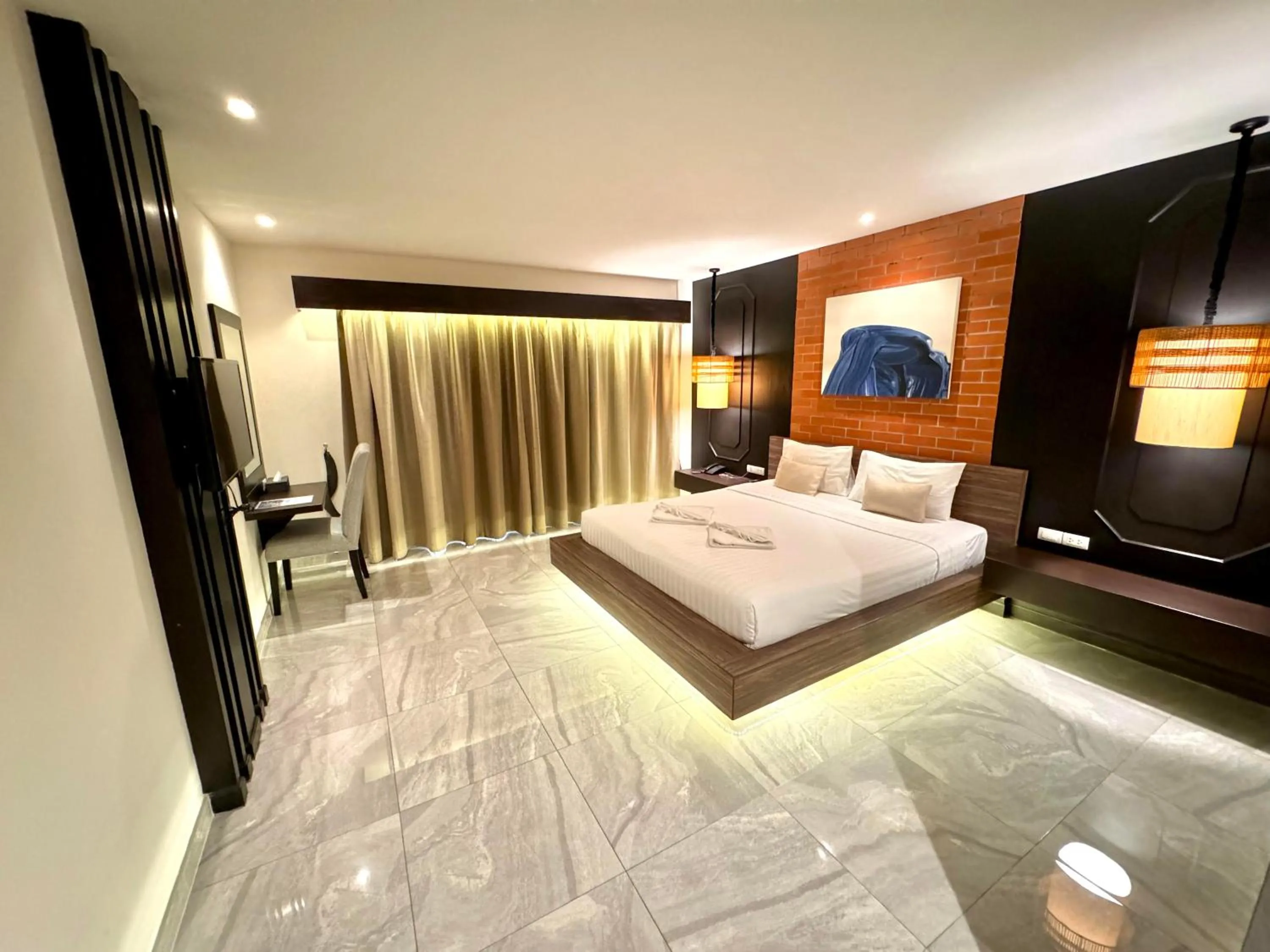 Superior Double Room with Bathtub in De Cozé Hotel