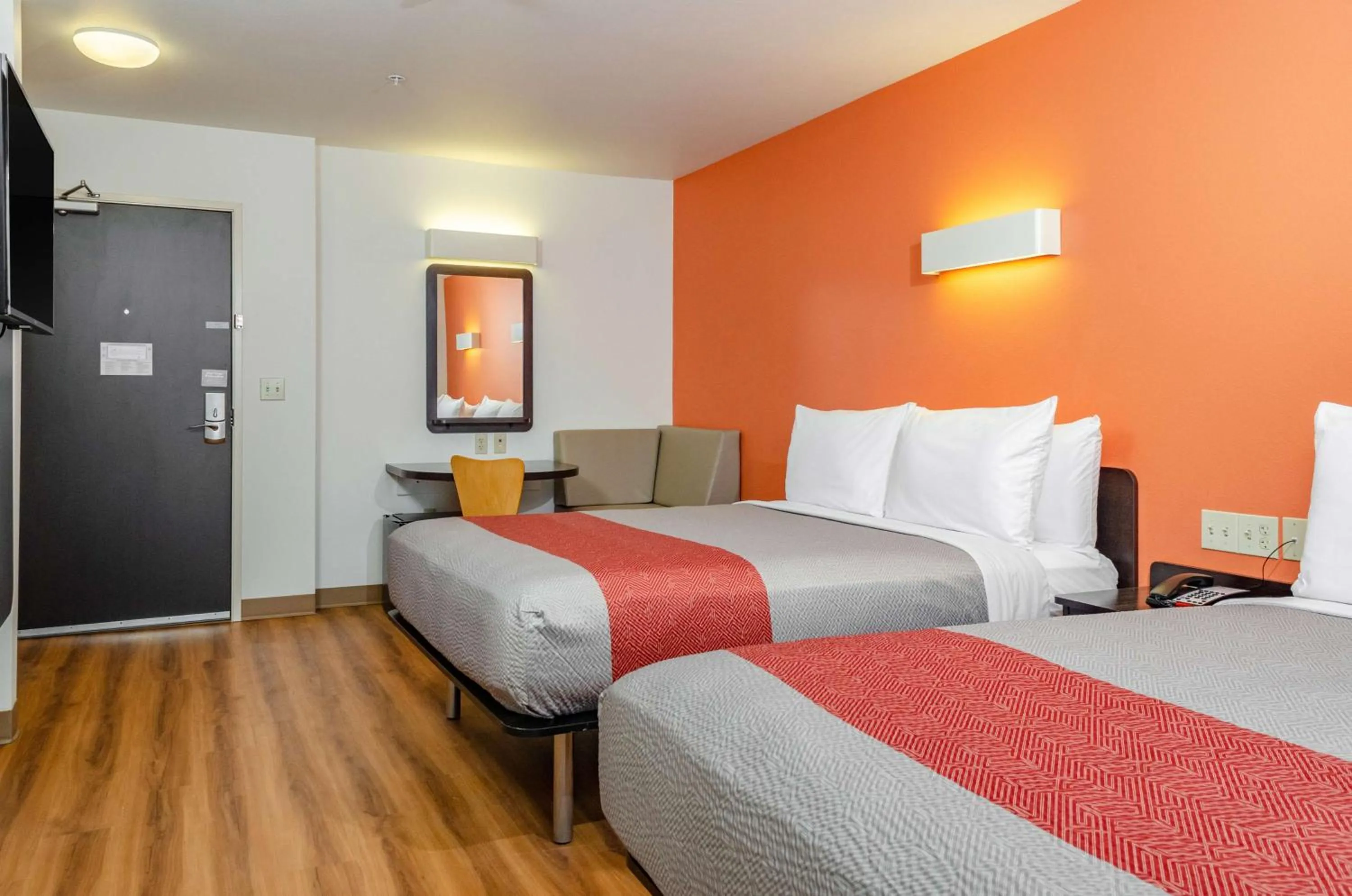 Queen Room with Two Queen Beds - Disability Access - Non-Smoking in Motel 6-Livingston, CA - Merced County