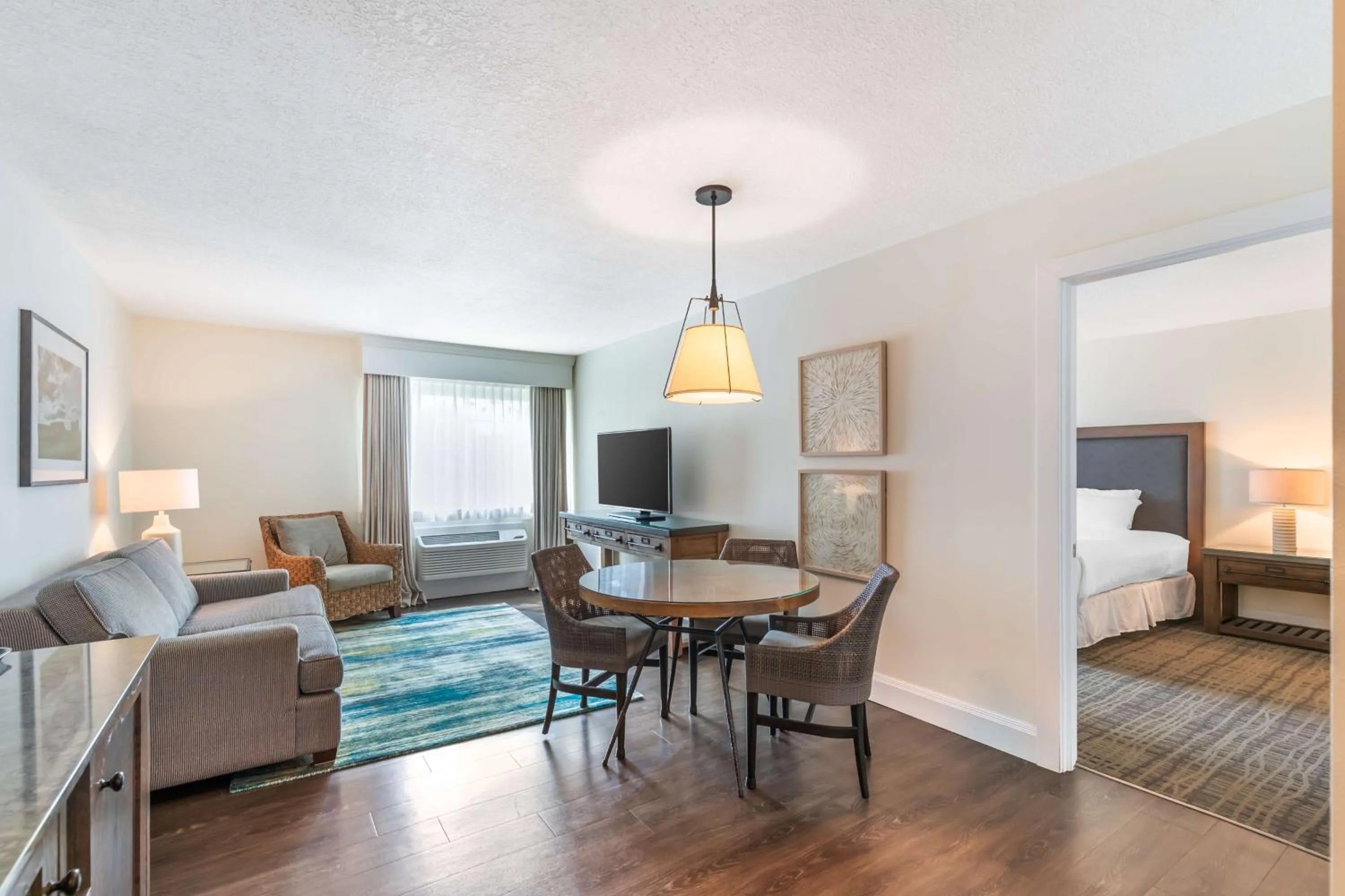 King Suite - Non-Smoking in Best Western Plus University Park Inn & Suites