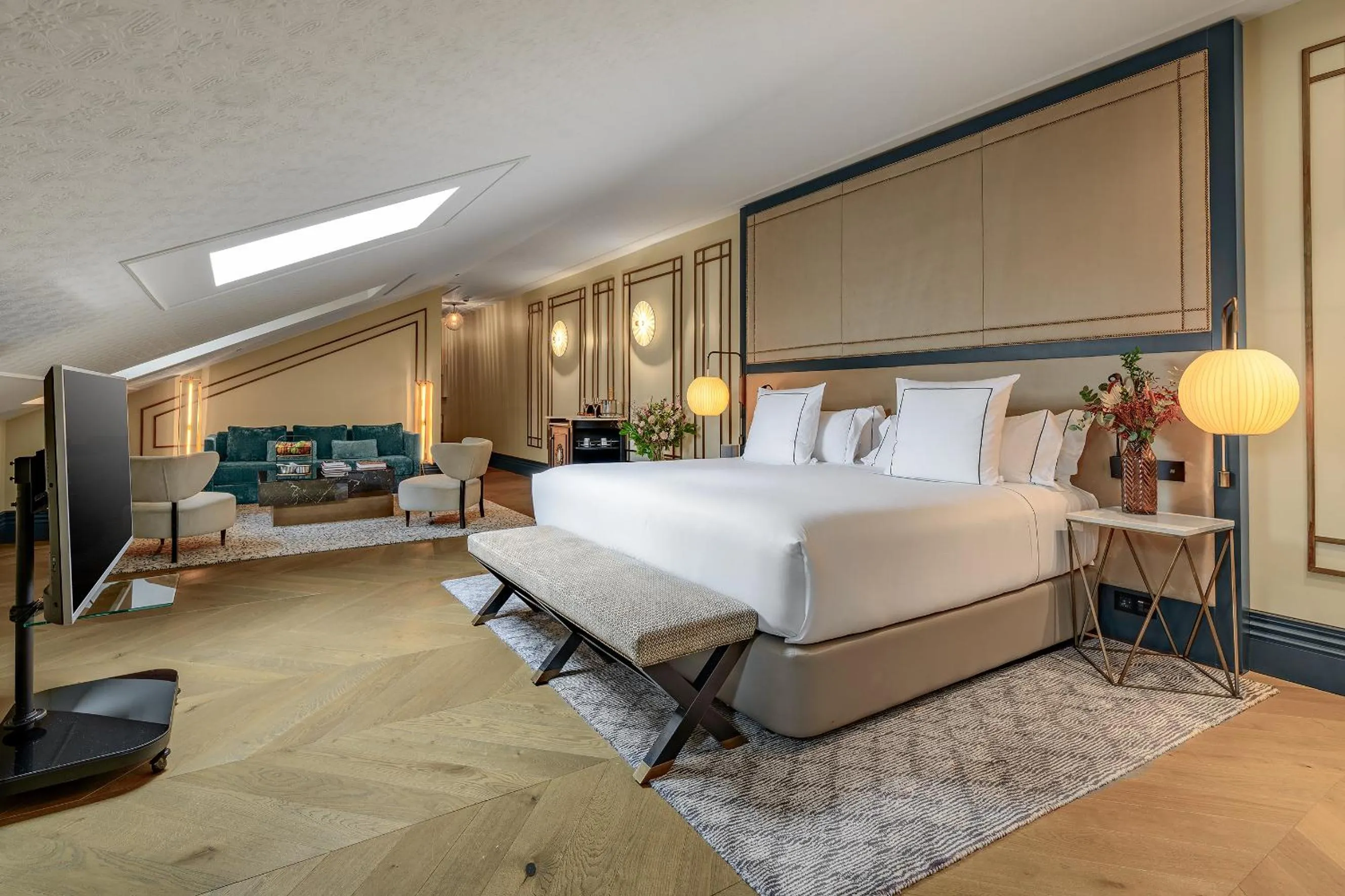 Junior Suite in CoolRooms Palacio de Atocha