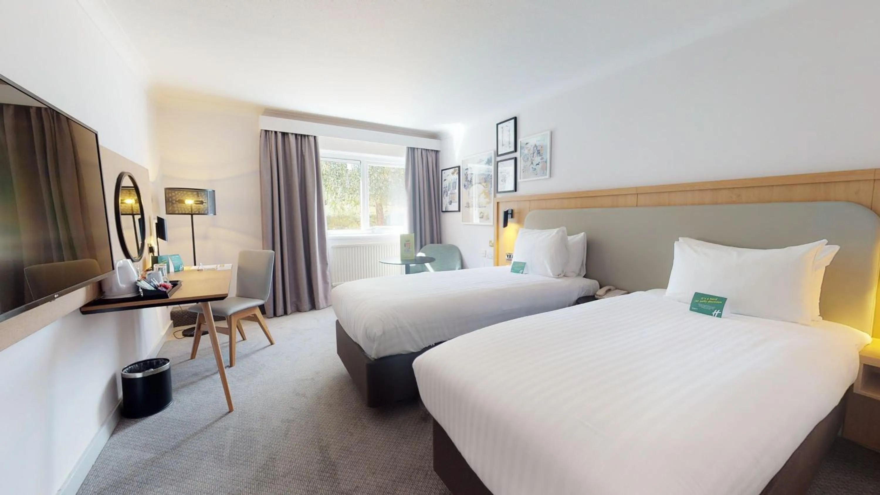 Standard Room with Two Single Beds in Holiday Inn Cambridge by IHG
