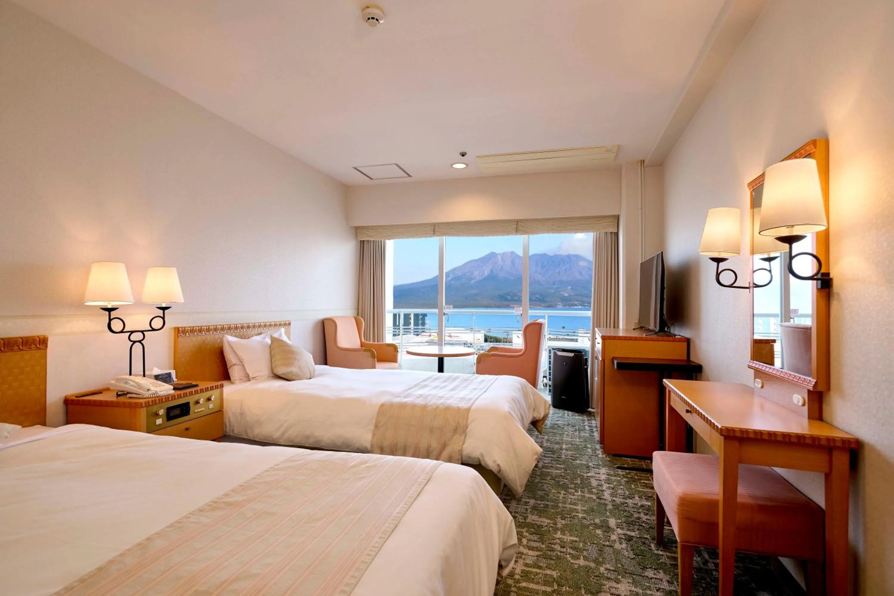 Twin Room with Sakurajima View - High Floor - Non-Smoking in Kagoshima Sun Royal Hotel