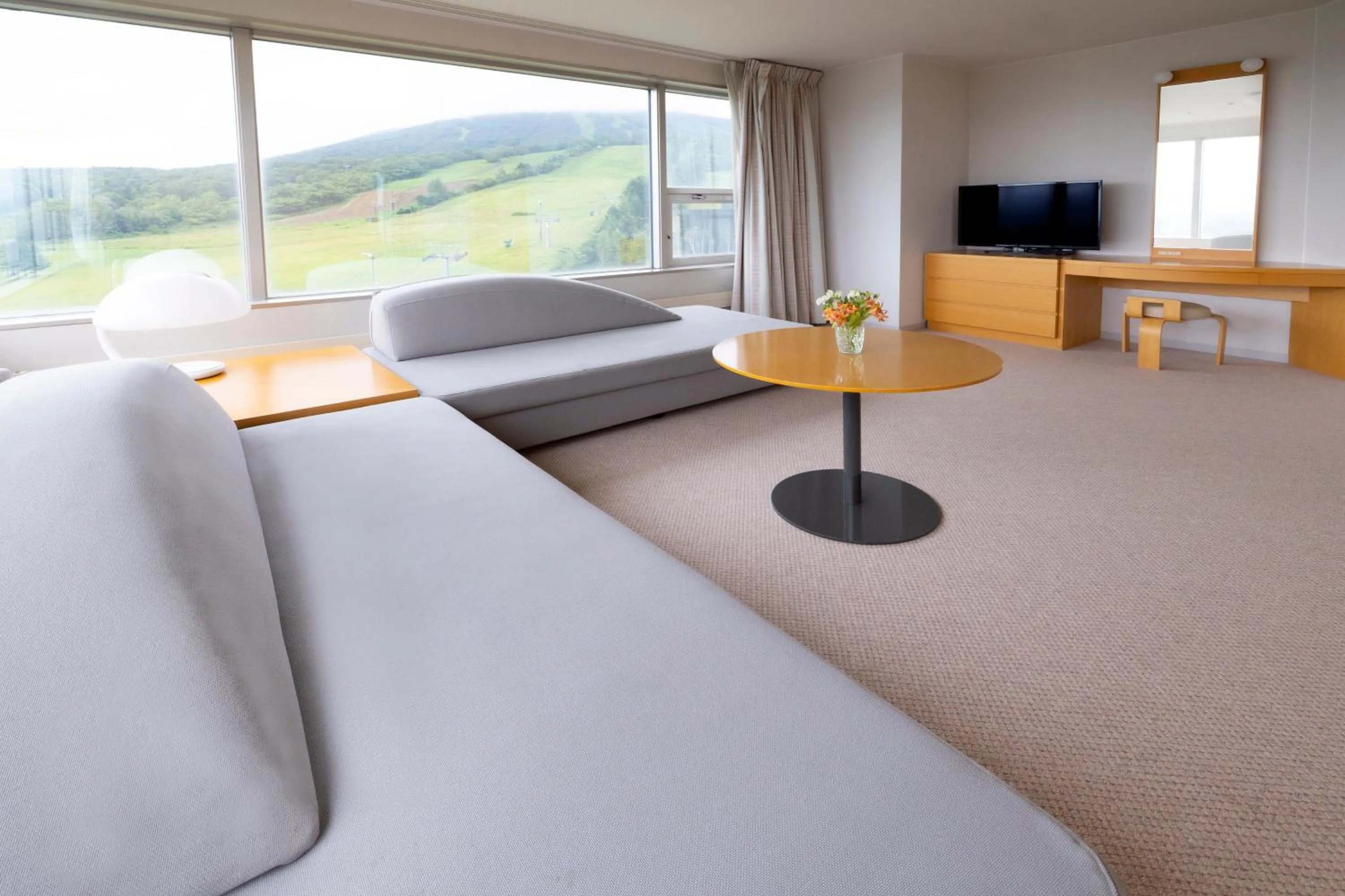 One-Bedroom Premium Twin Suite with Sofa Beds in ANA Crowne Plaza Resort Appi Kogen by IHG