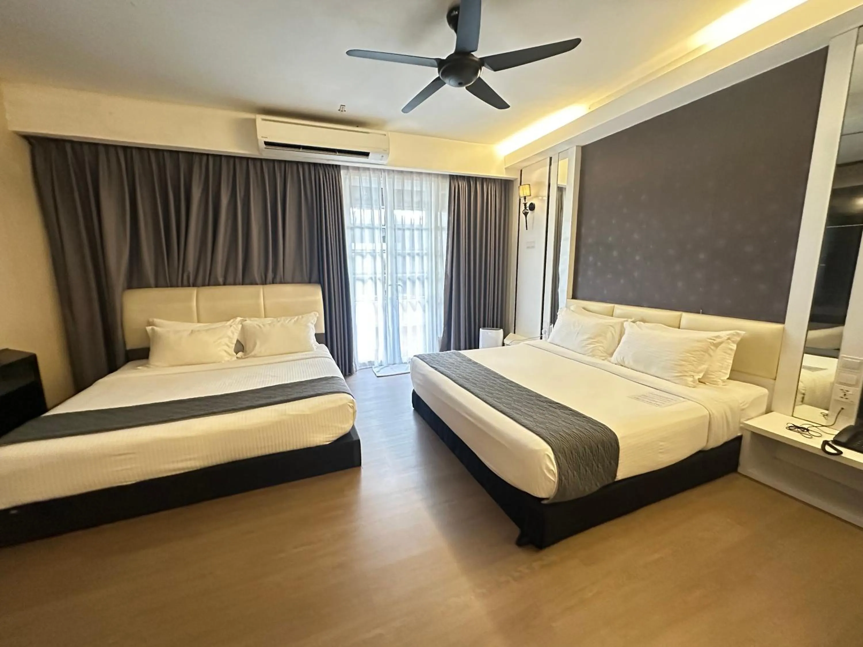 Junior Family Suite with Bathtub in The Sterling Boutique Hotel Melaka