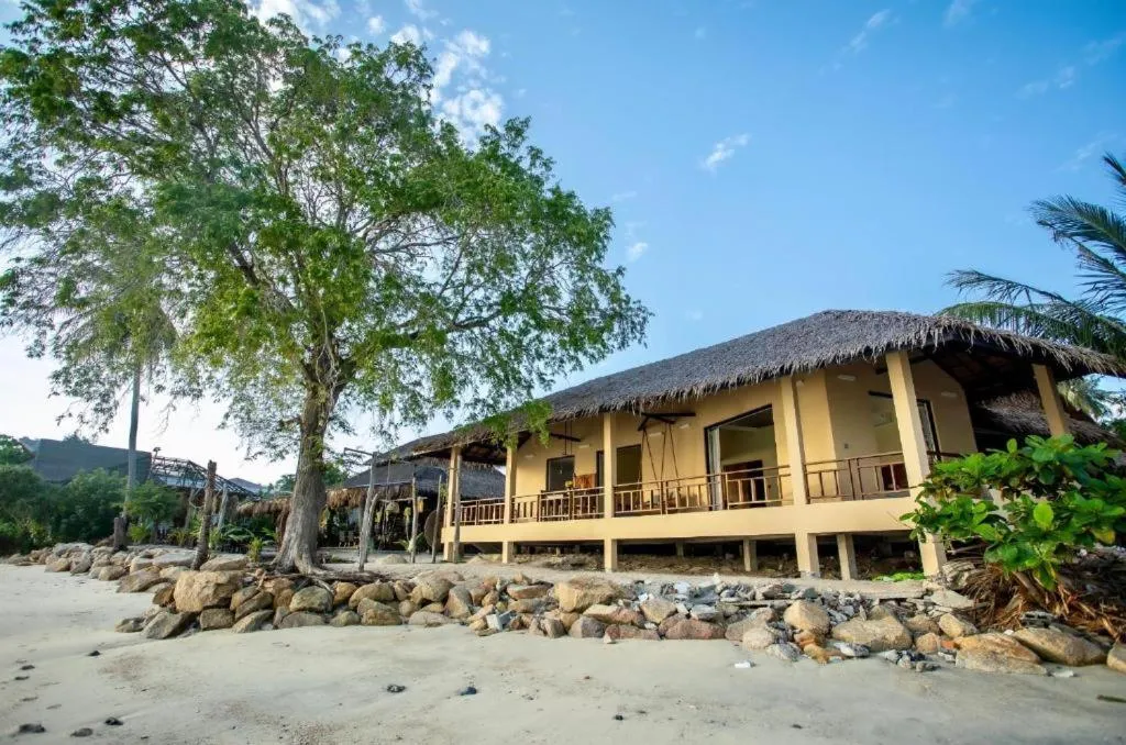 Two-Bedroom Villa -  Beach Front in Absolute Beachfront Resort
