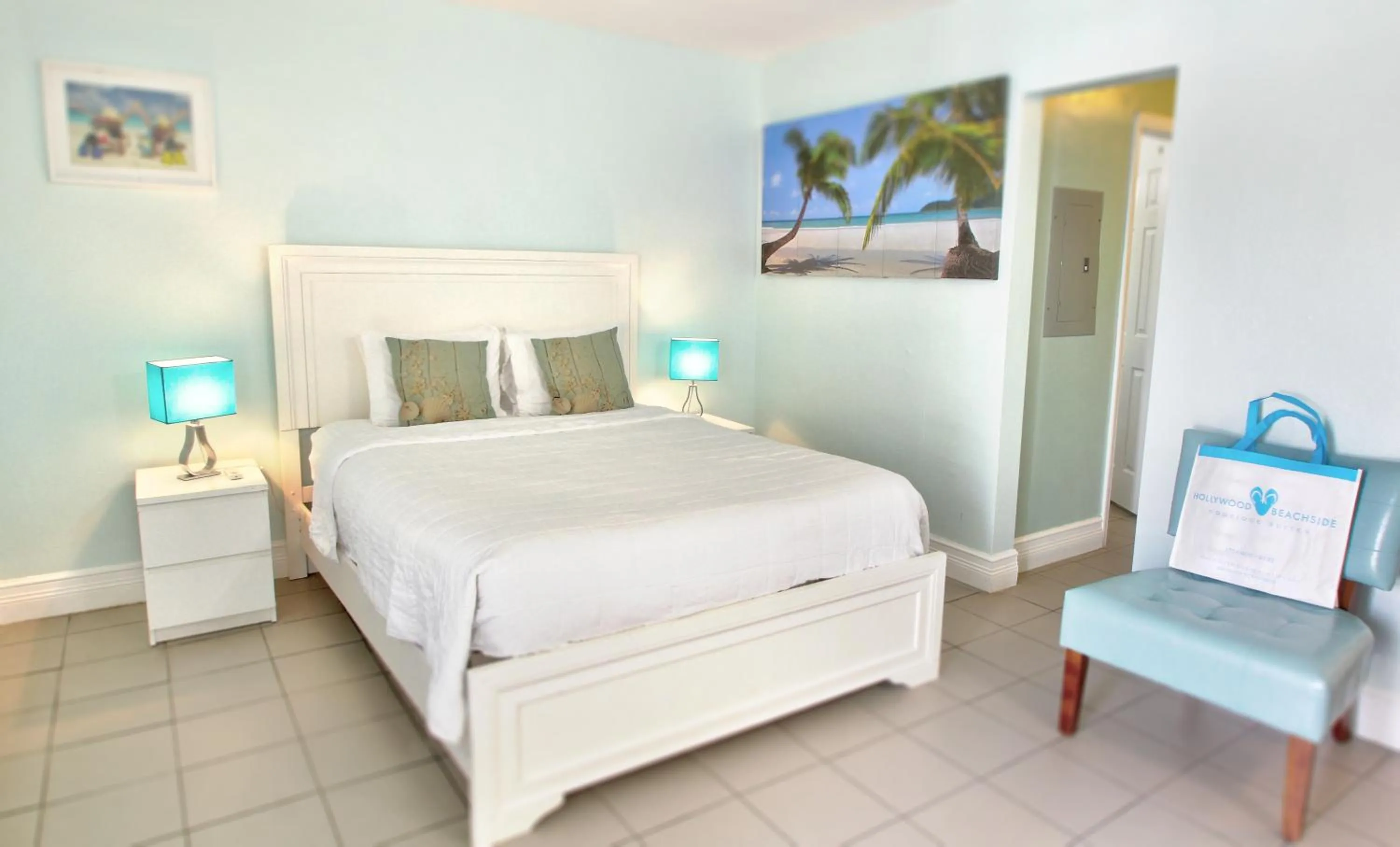 Boutique Studio in Hollywood Beachside Boutique Suite