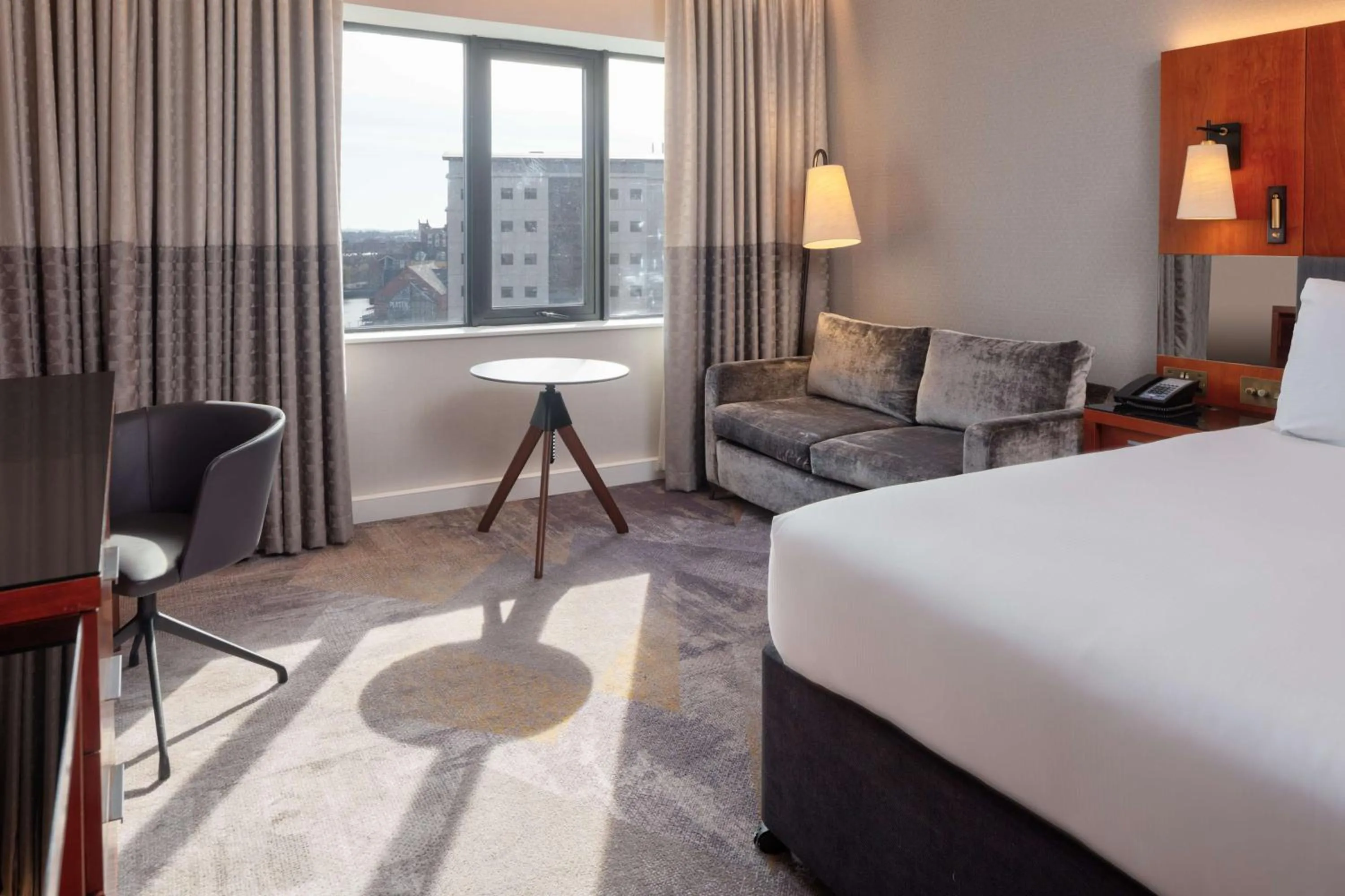 Family Room with sofa bed in Hilton Belfast