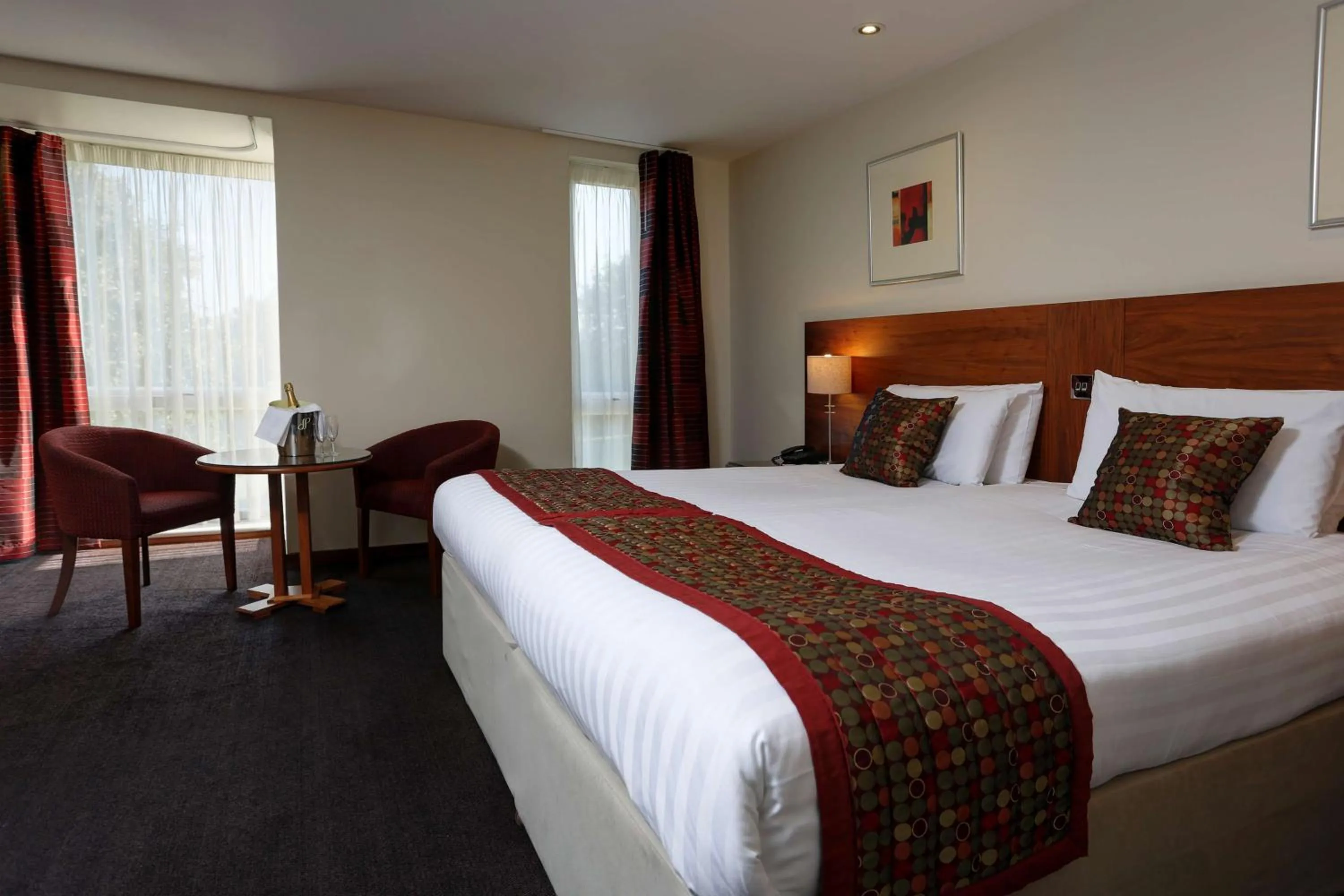 Superior King Room in Best Western Kings Manor