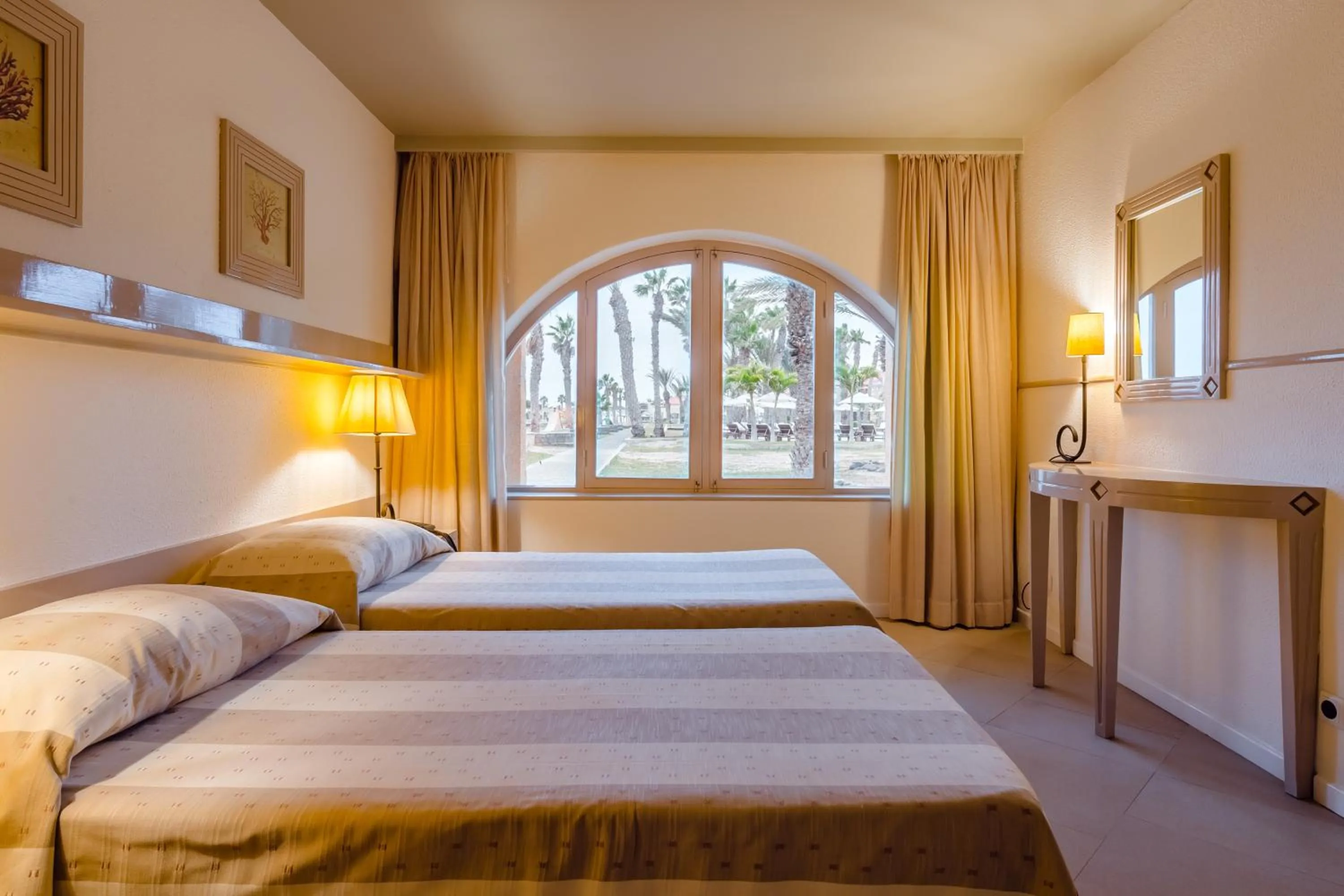 Junior Suite with Sea View - single occupancy in Hotel Morabeza